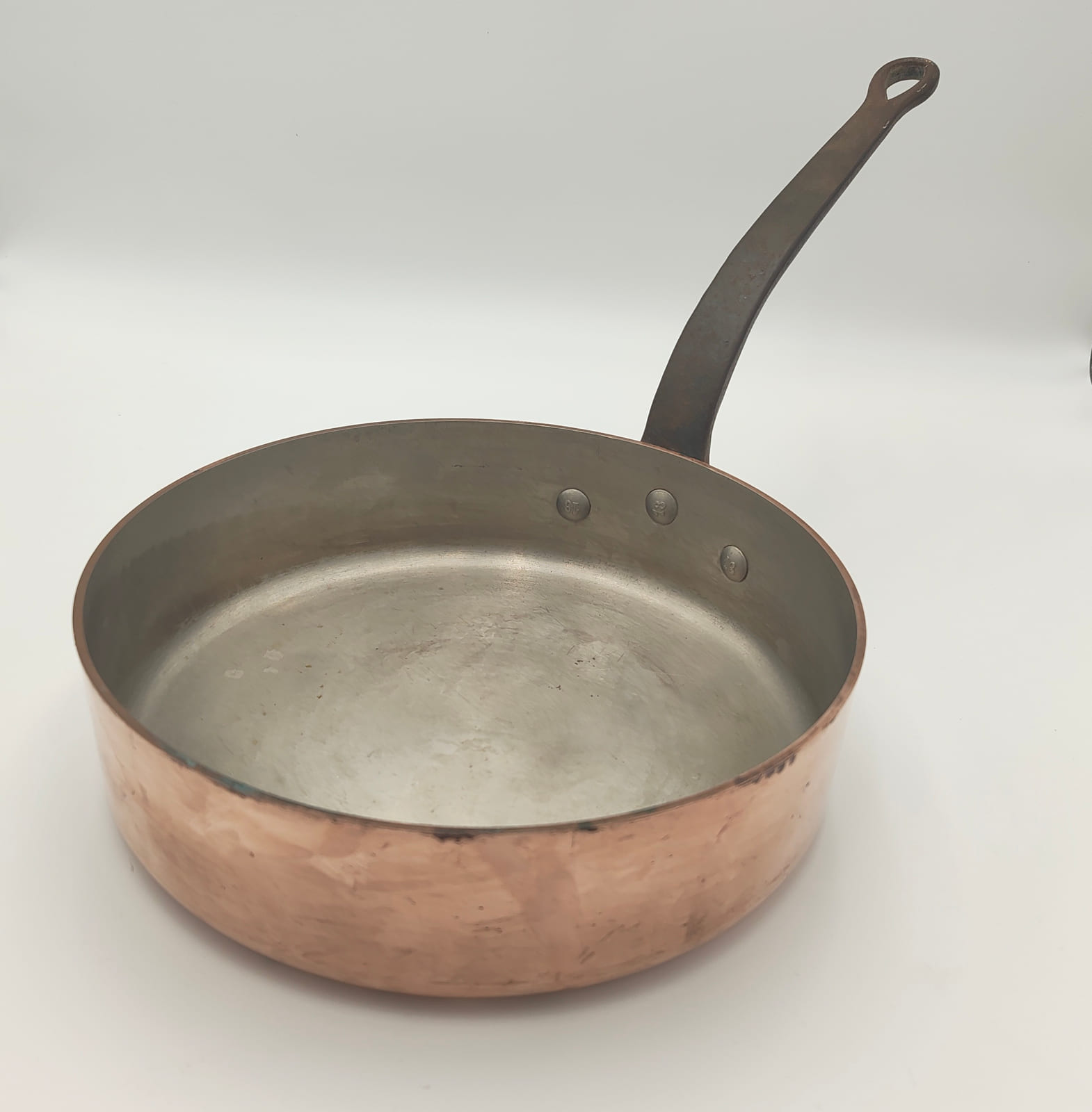 E. Dehillerin Paris 29 cm tinned copper sauté pan with iron handle and three rivets