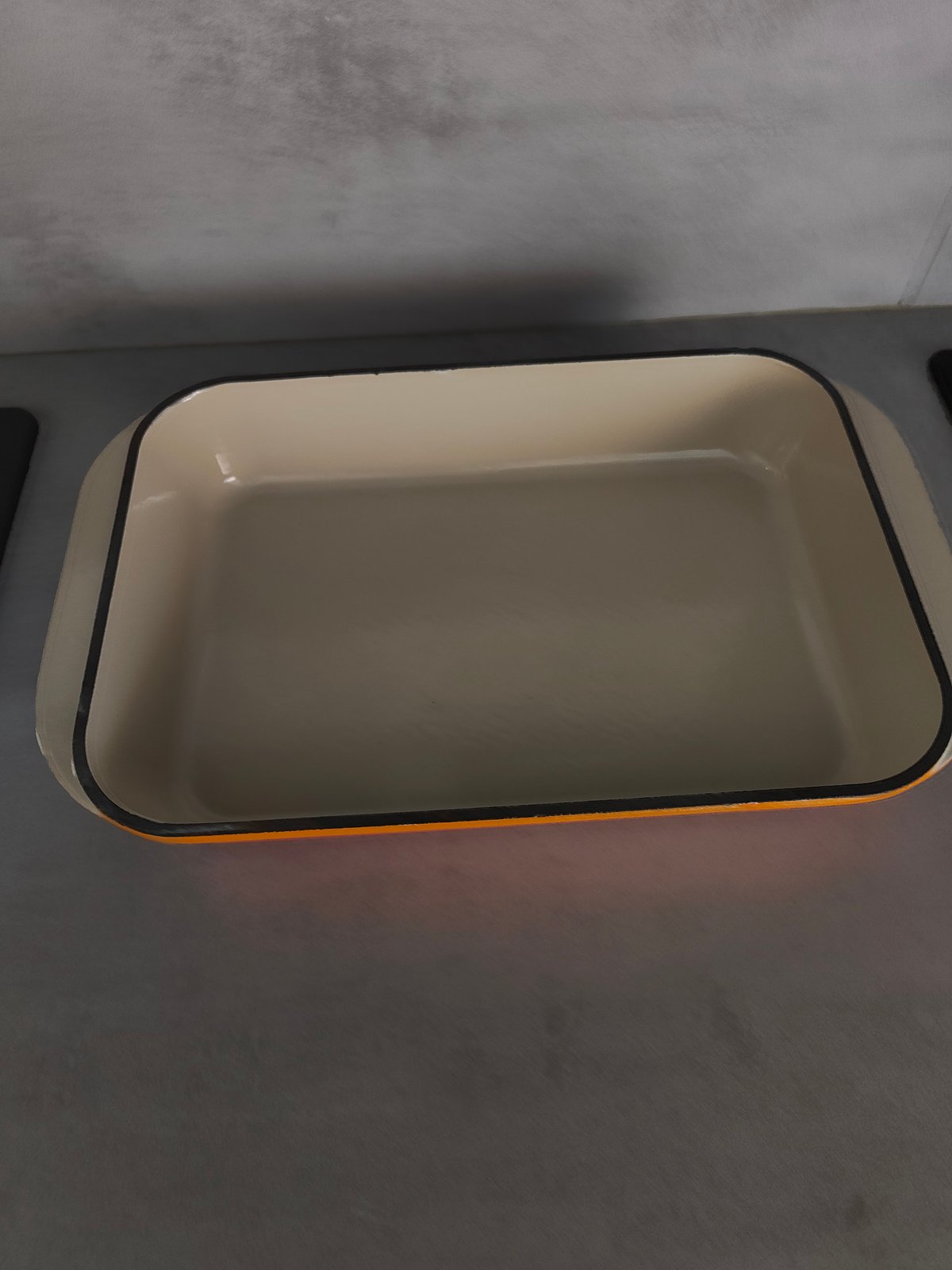 Vintage Le Creuset enamelled cast iron baking dish, size 30 — photo 4