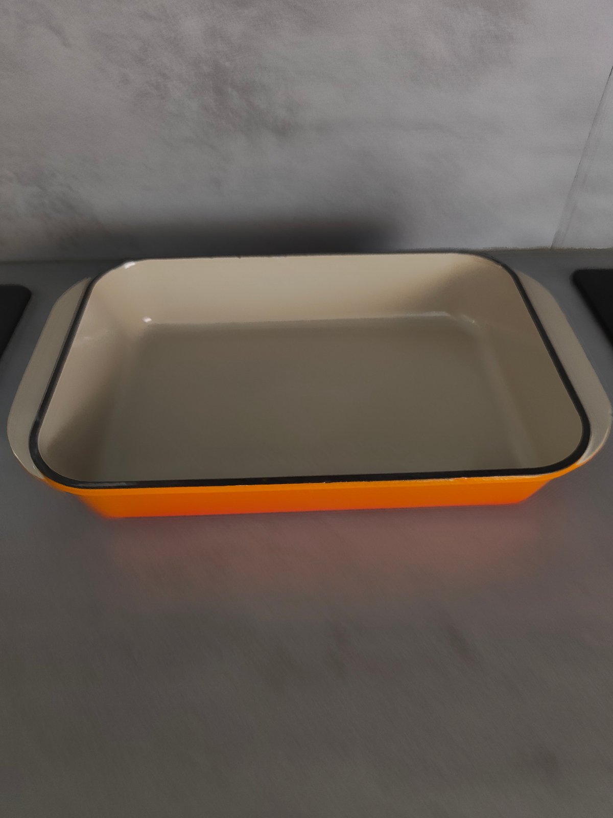 Vintage Le Creuset enamelled cast iron baking dish, size 30 — photo 5