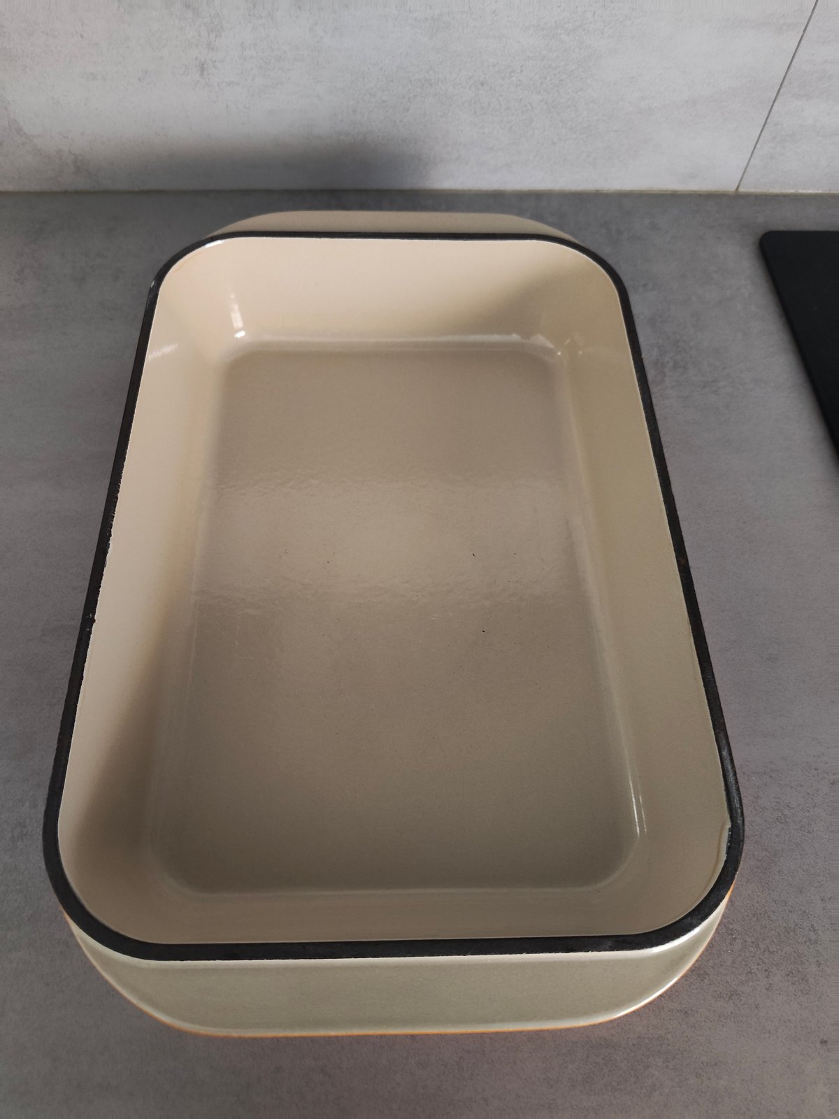 Vintage Le Creuset enamelled cast iron baking dish, size 30 — photo 7