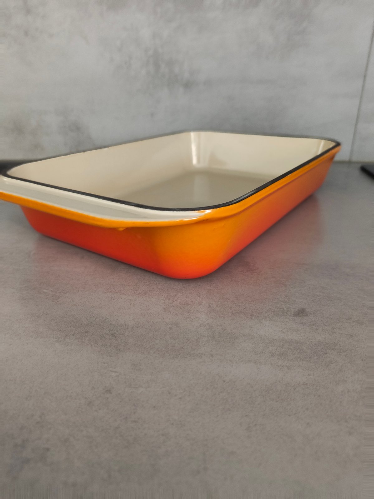 Vintage Le Creuset enamelled cast iron baking dish, size 30 — photo 11