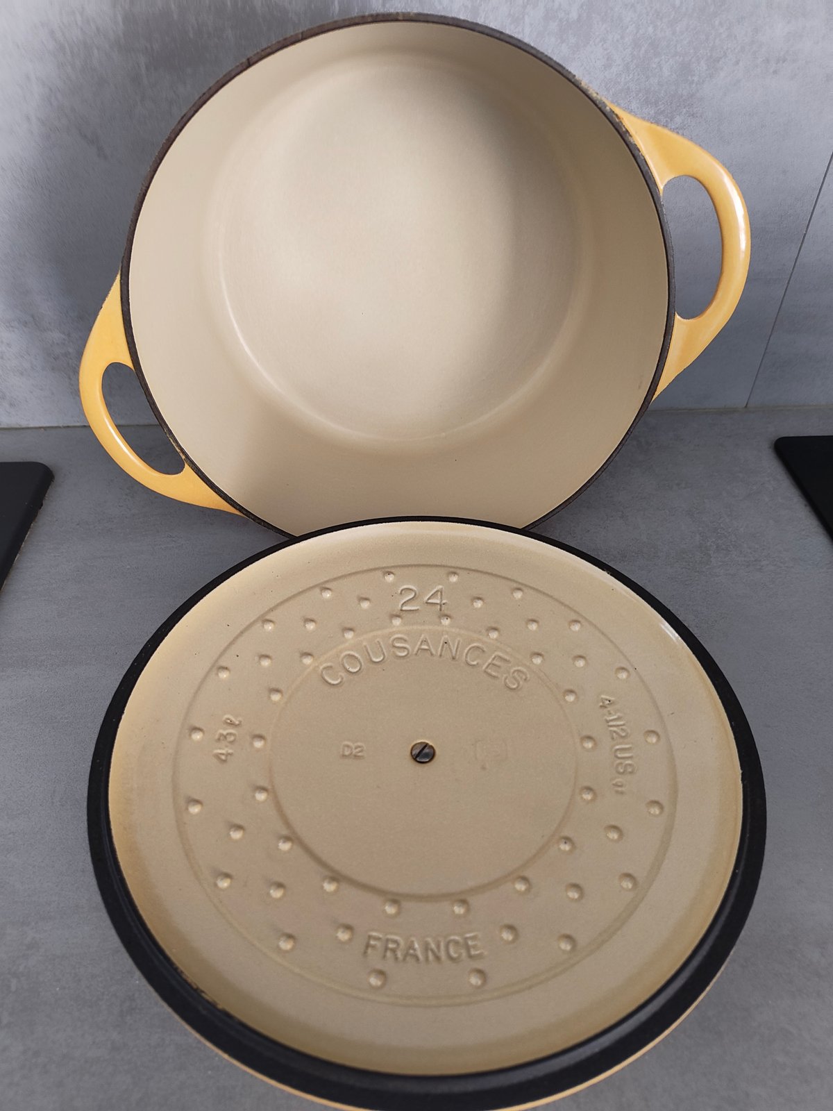 Cousances Cast Iron Dutch Oven No. 24 – Made in France – Vintage Enameled Casserole — photo 6