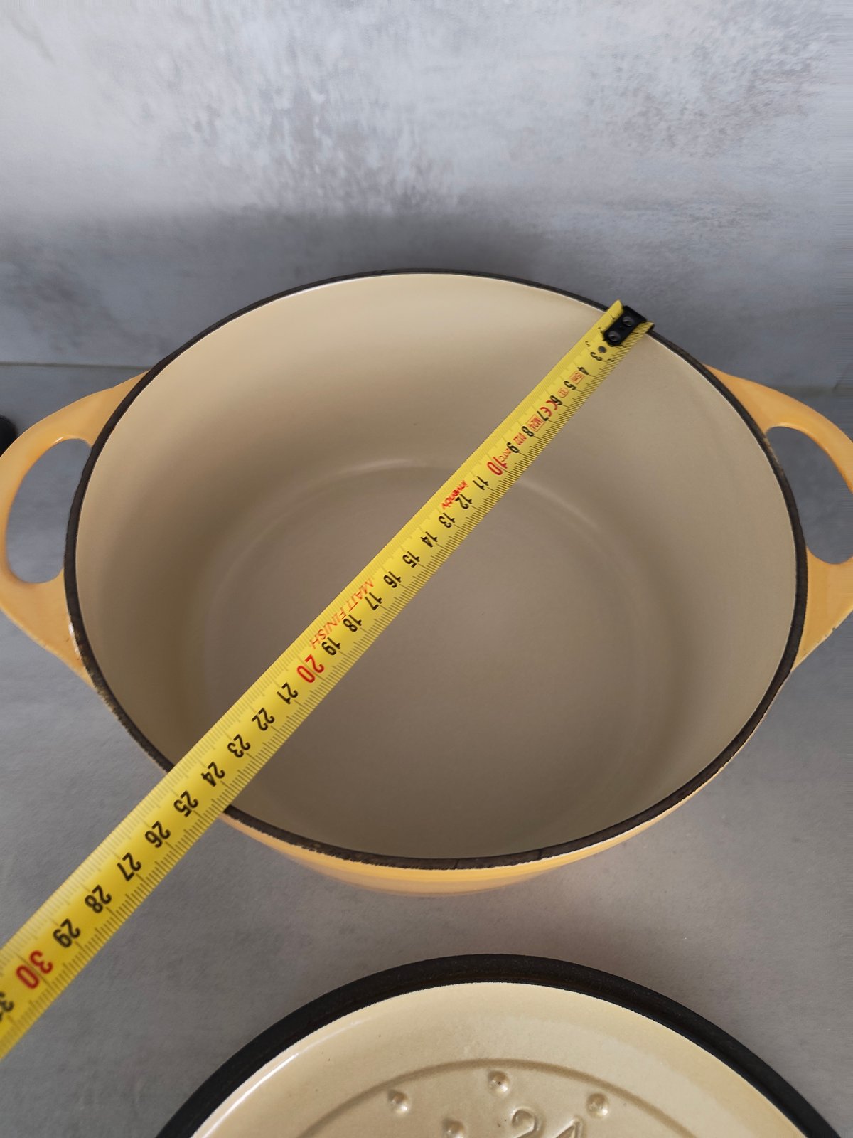 Cousances Cast Iron Dutch Oven No. 24 – Made in France – Vintage Enameled Casserole — photo 11