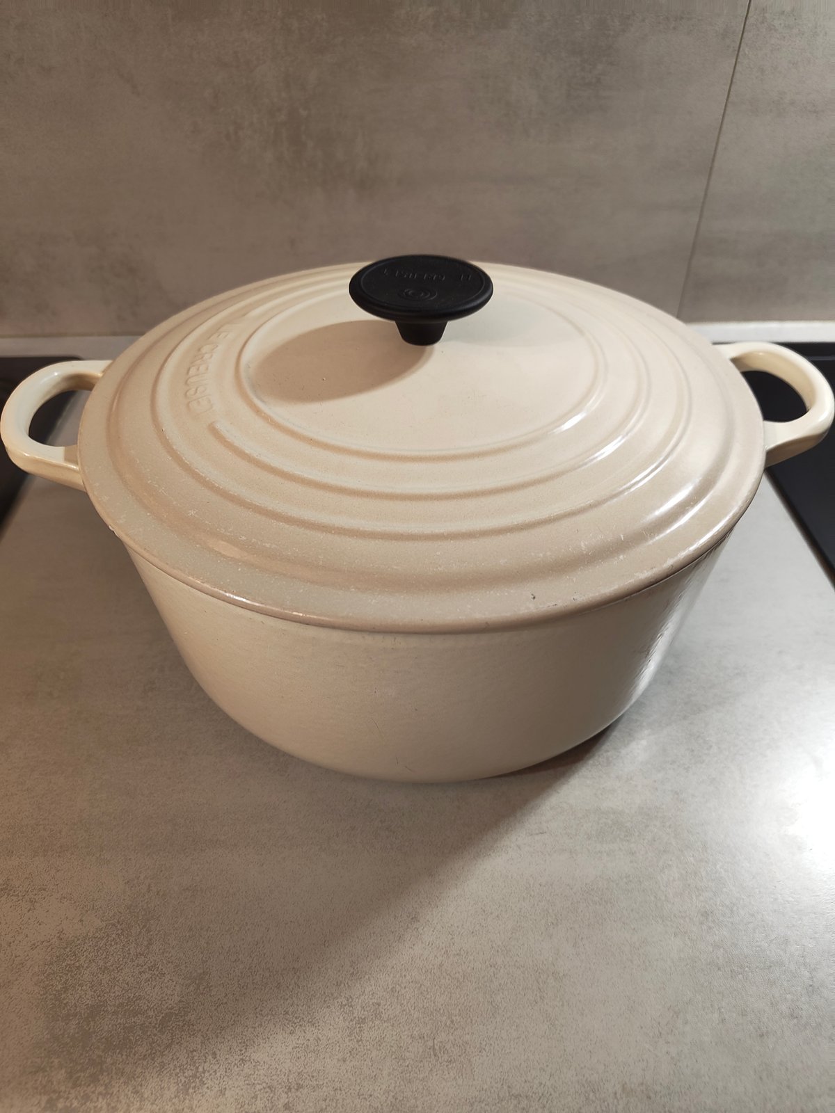 Le Creuset 26 Cast Iron Dutch Oven – Cream / Ivory – Made in France — photo 7