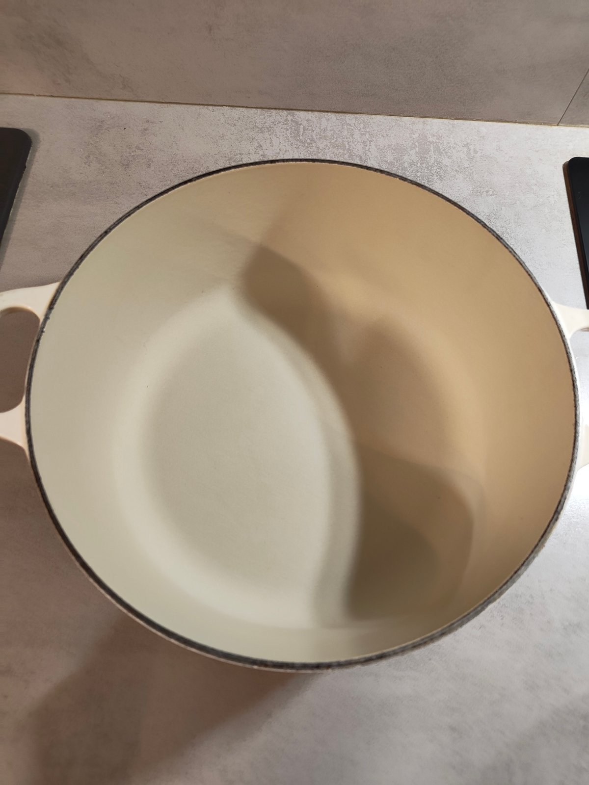 Le Creuset 26 Cast Iron Dutch Oven – Cream / Ivory – Made in France — photo 8
