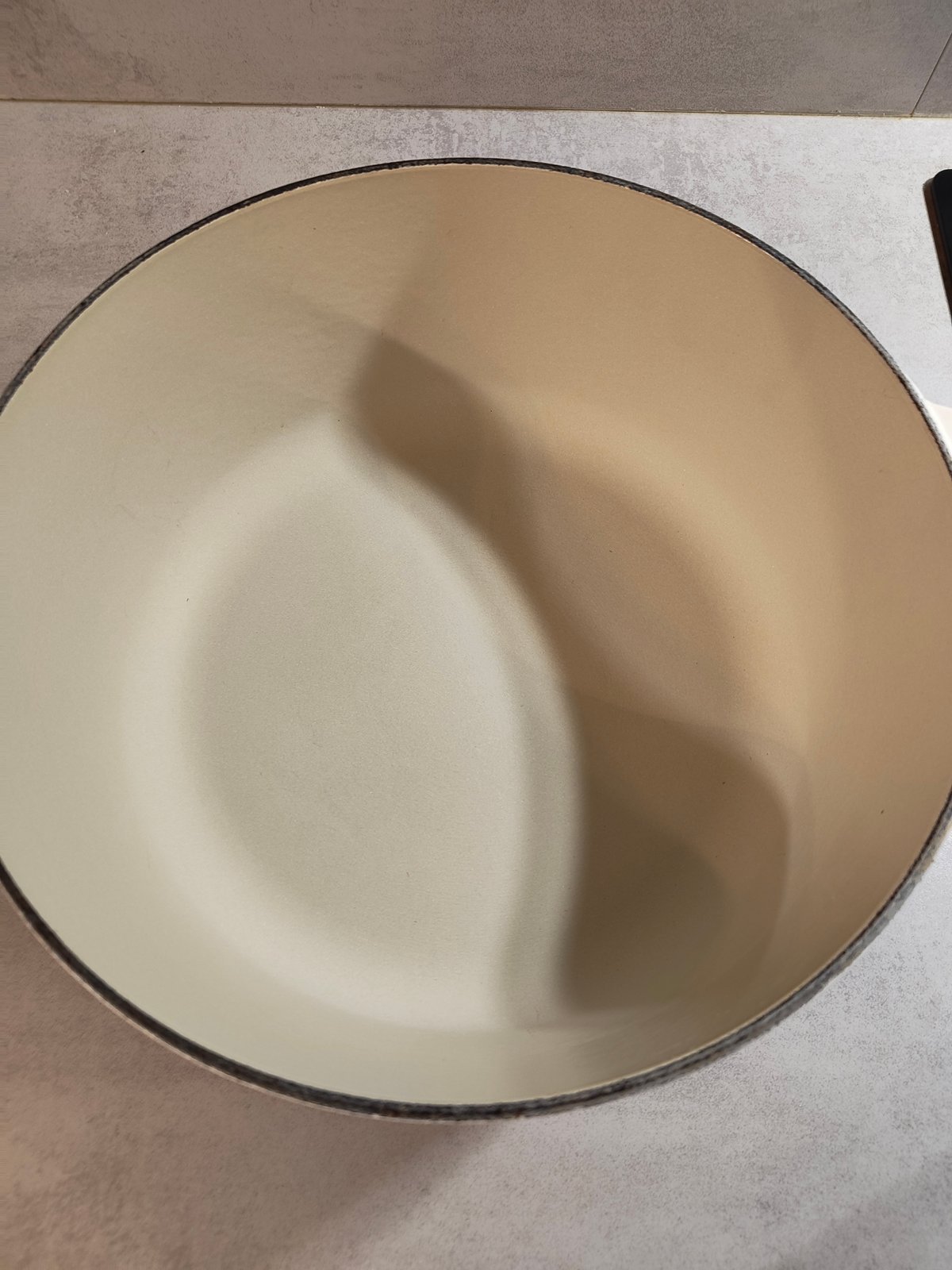 Le Creuset 26 Cast Iron Dutch Oven – Cream / Ivory – Made in France — photo 10