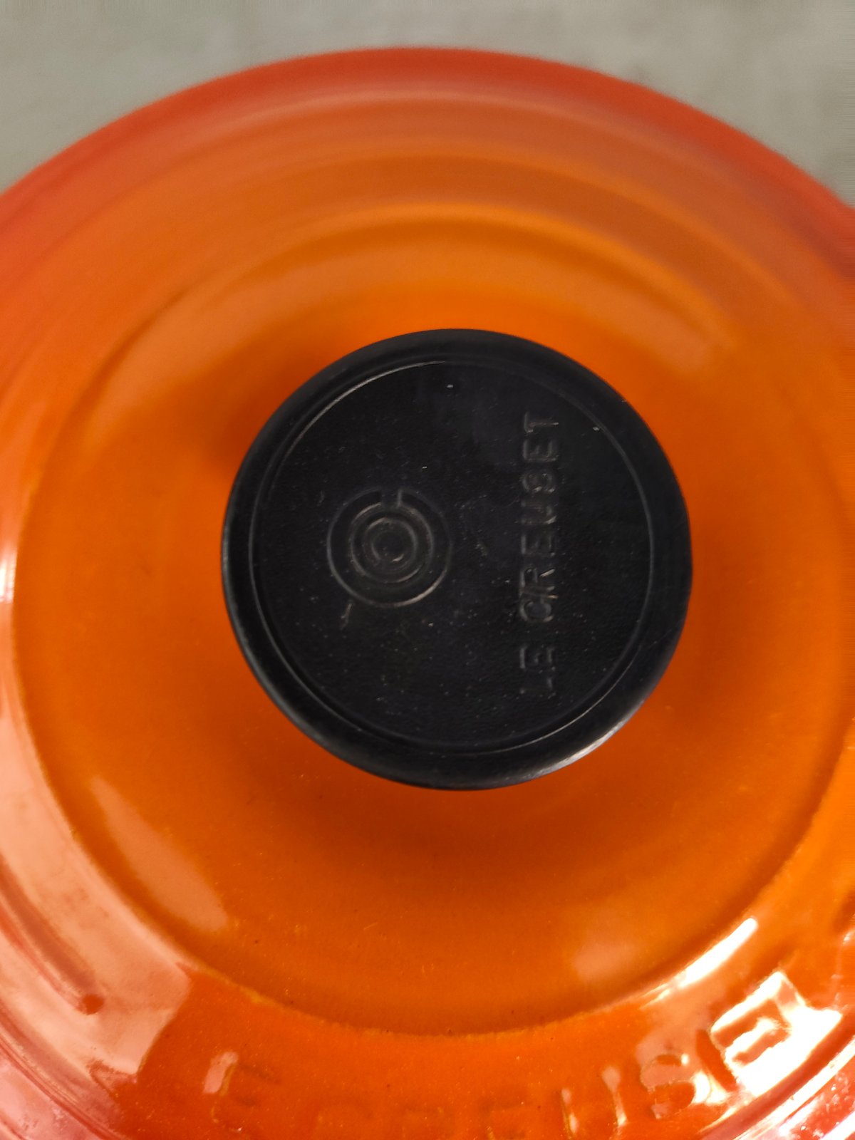 Le Creuset – Cast Iron Casserole with Lid – Model No. 18 – Vintage – Induction Compatible — photo 3