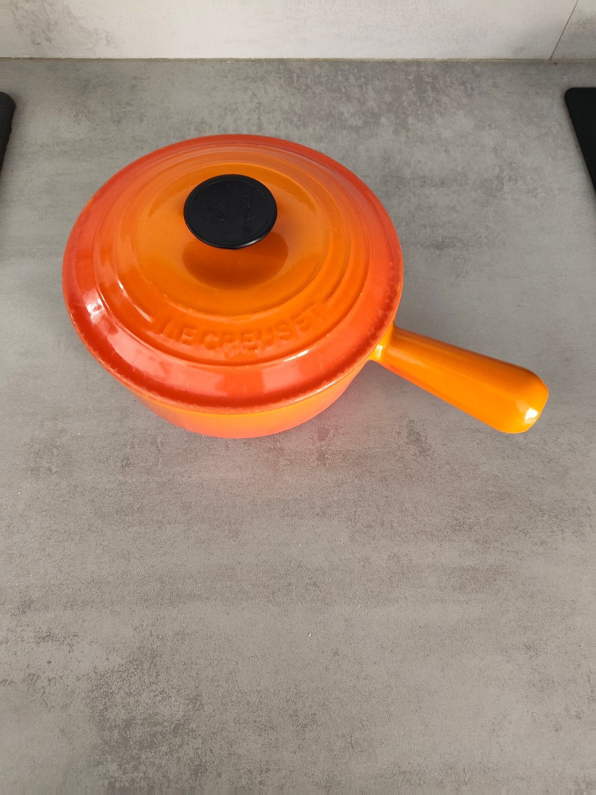 Le Creuset – Cast Iron Casserole with Lid – Model No. 18 – Vintage – Induction Compatible — photo 5