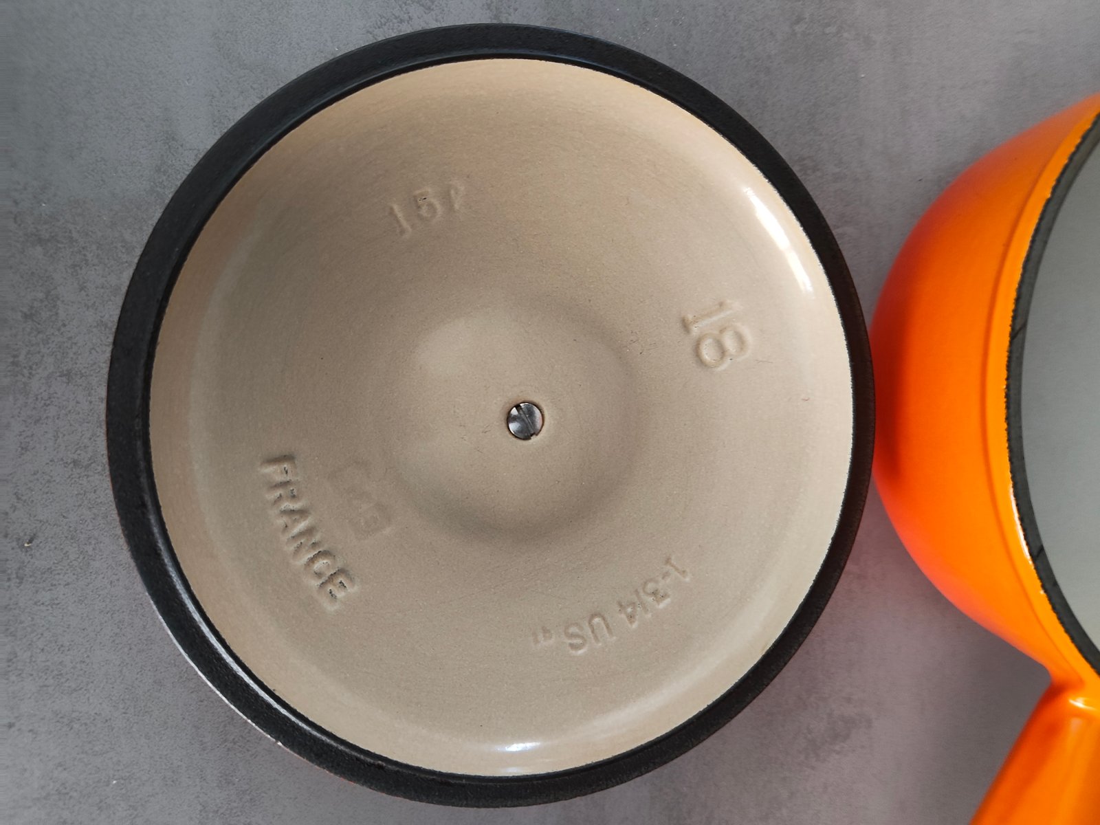 Le Creuset – Cast Iron Casserole with Lid – Model No. 18 – Vintage – Induction Compatible — photo 14