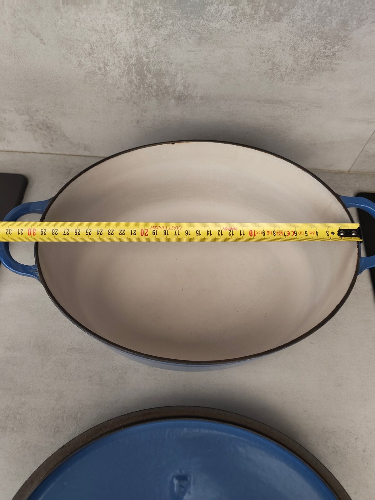 Le Creuset Cast Iron Oval Dutch Oven – Blue – Made in France – Enameled Casserole Pot — photo 7