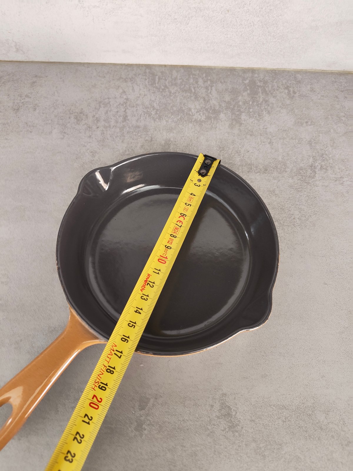 Le Creuset Cast Iron Skillet No.16 – Brown – Made in France – Small Frying Pan — photo 7
