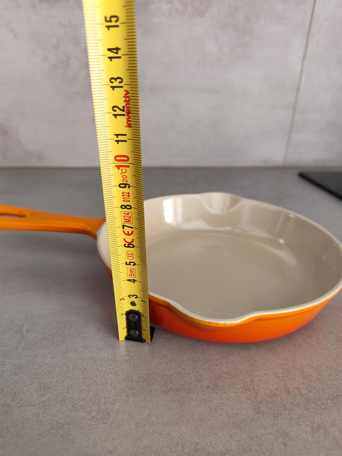 Le Creuset Cast Iron Skillet No.16 – Orange – Made in France – Small Frying Pan — photo 2
