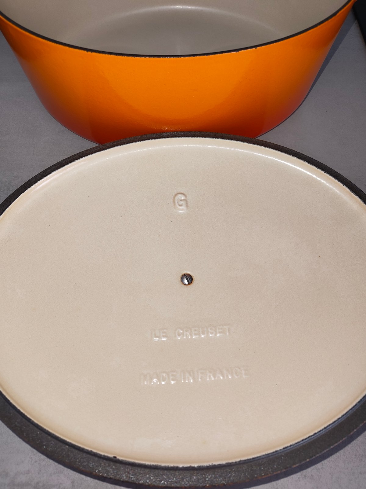 Le Creuset Cocotte Ovale Vintage – Fonte Émaillée – Orange Iconique — photo 7
