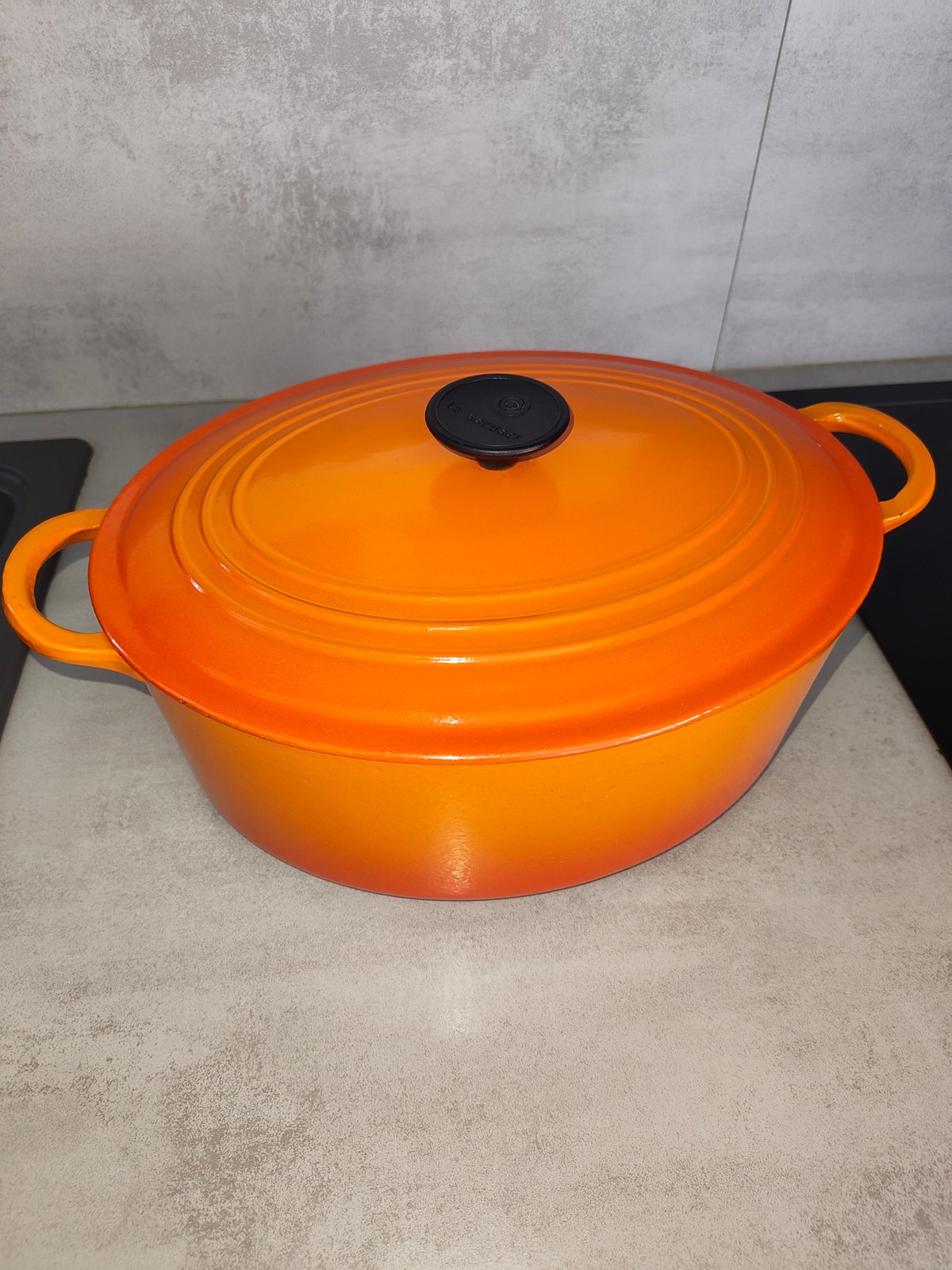 Le Creuset Cocotte Ovale Vintage – Fonte Émaillée – Orange Iconique