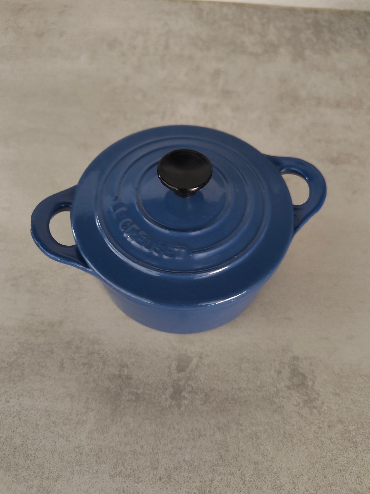 Le Creuset Mini Cast Iron Cocotte – Blue – With Lid — photo 8