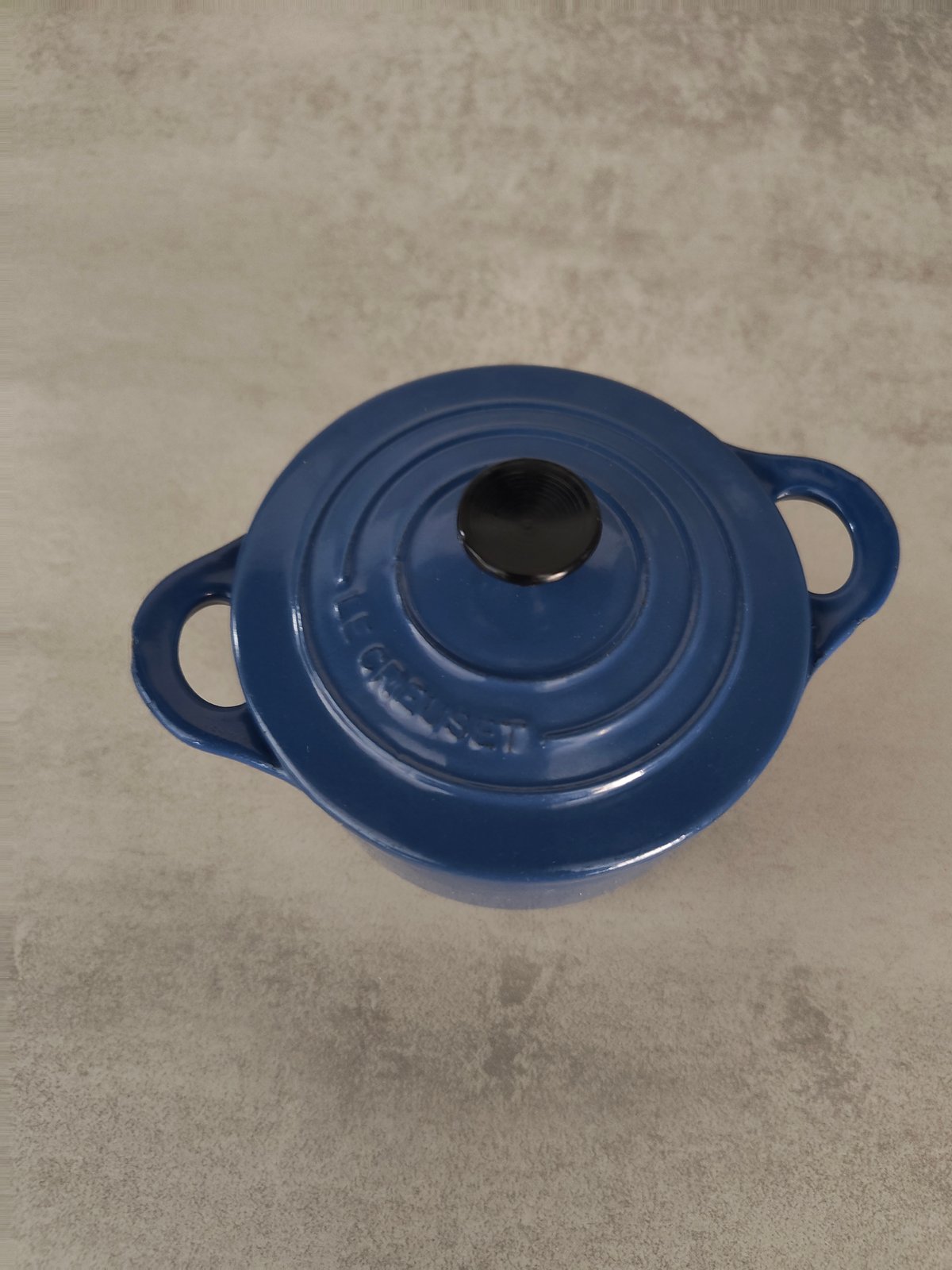 Le Creuset Mini Cast Iron Cocotte – Blue – With Lid — photo 10