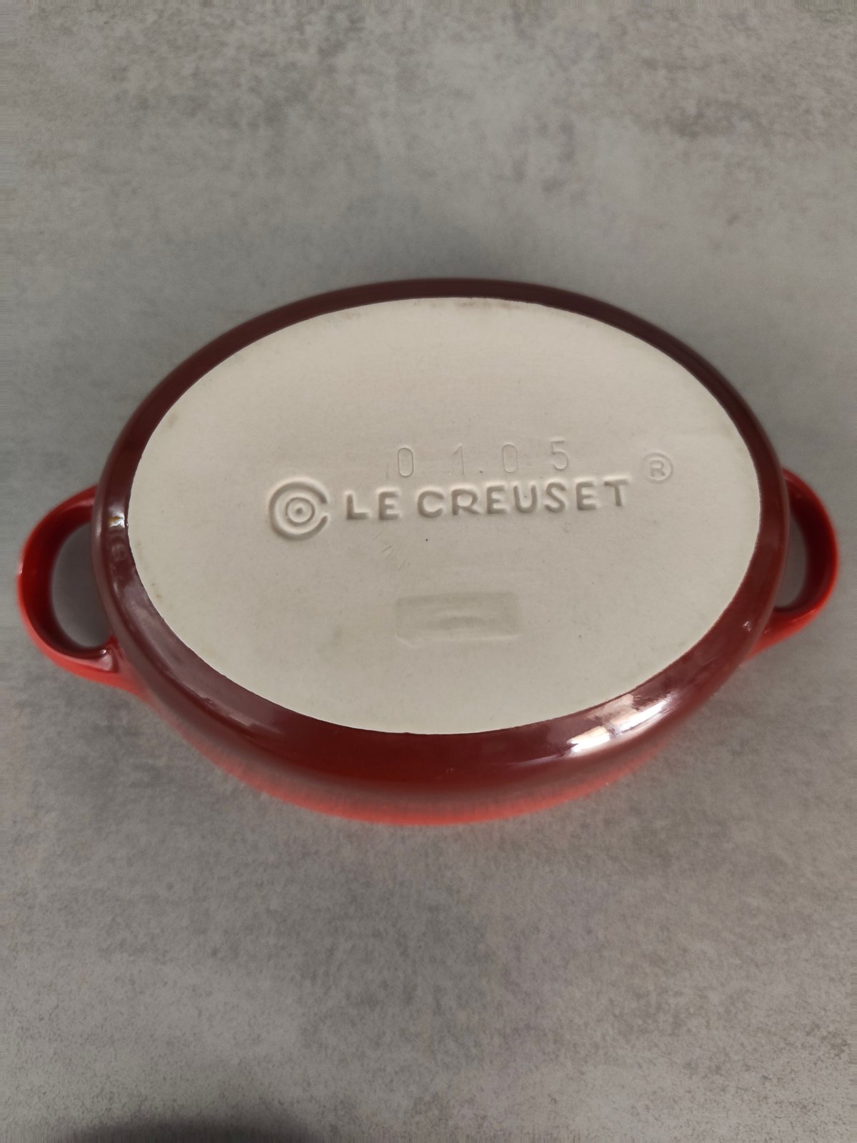 Le Creuset Stoneware Mini Oval Cocotte – Red – With Lid — photo 6