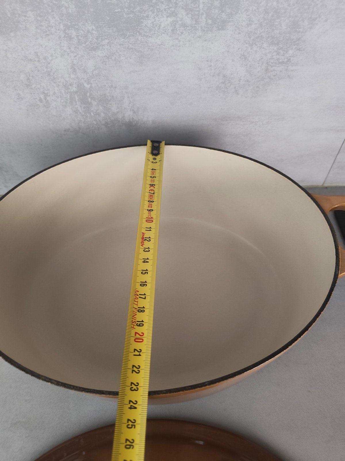 Le Creuset – Vintage Cast Iron Casserole – Model F – Enameled Cast Iron — photo 5