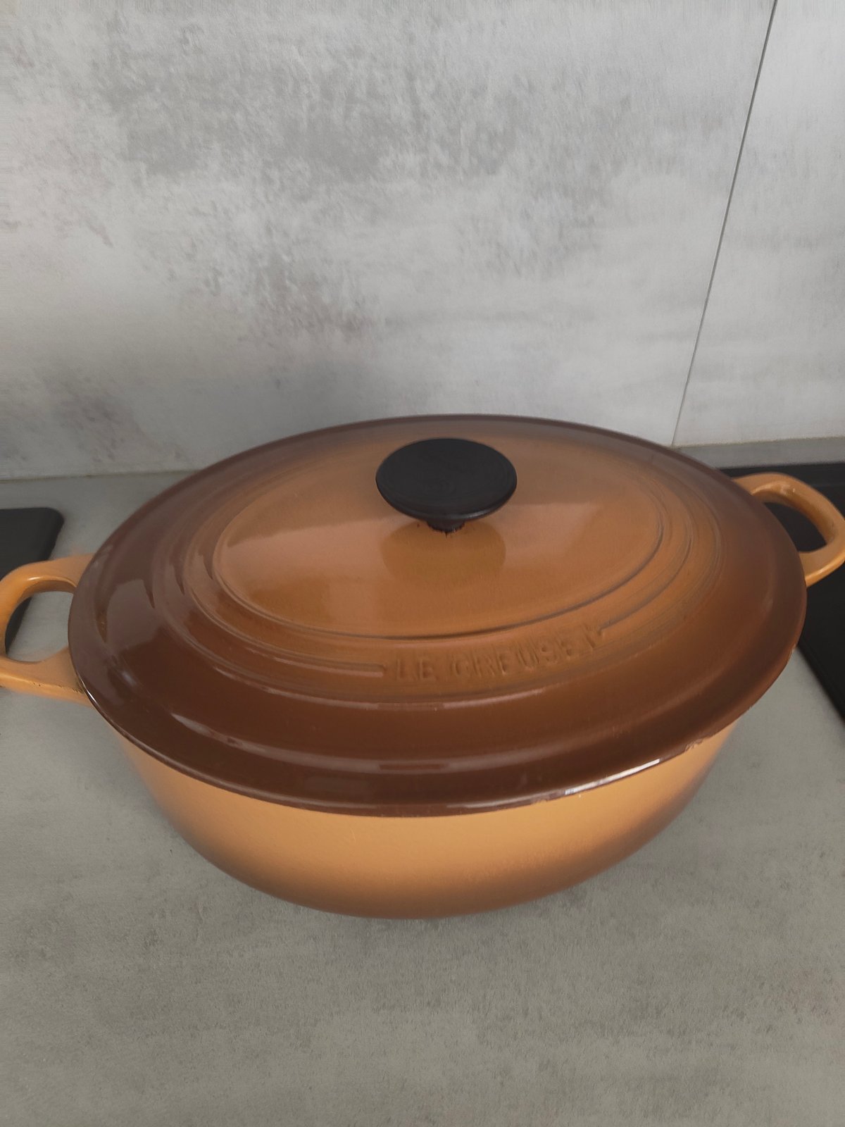 Le Creuset – Vintage Cast Iron Casserole – Model F – Enameled Cast Iron — photo 7