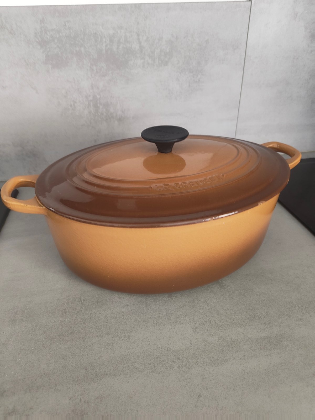 Le Creuset – Vintage Cast Iron Casserole – Model F – Enameled Cast Iron — photo 8
