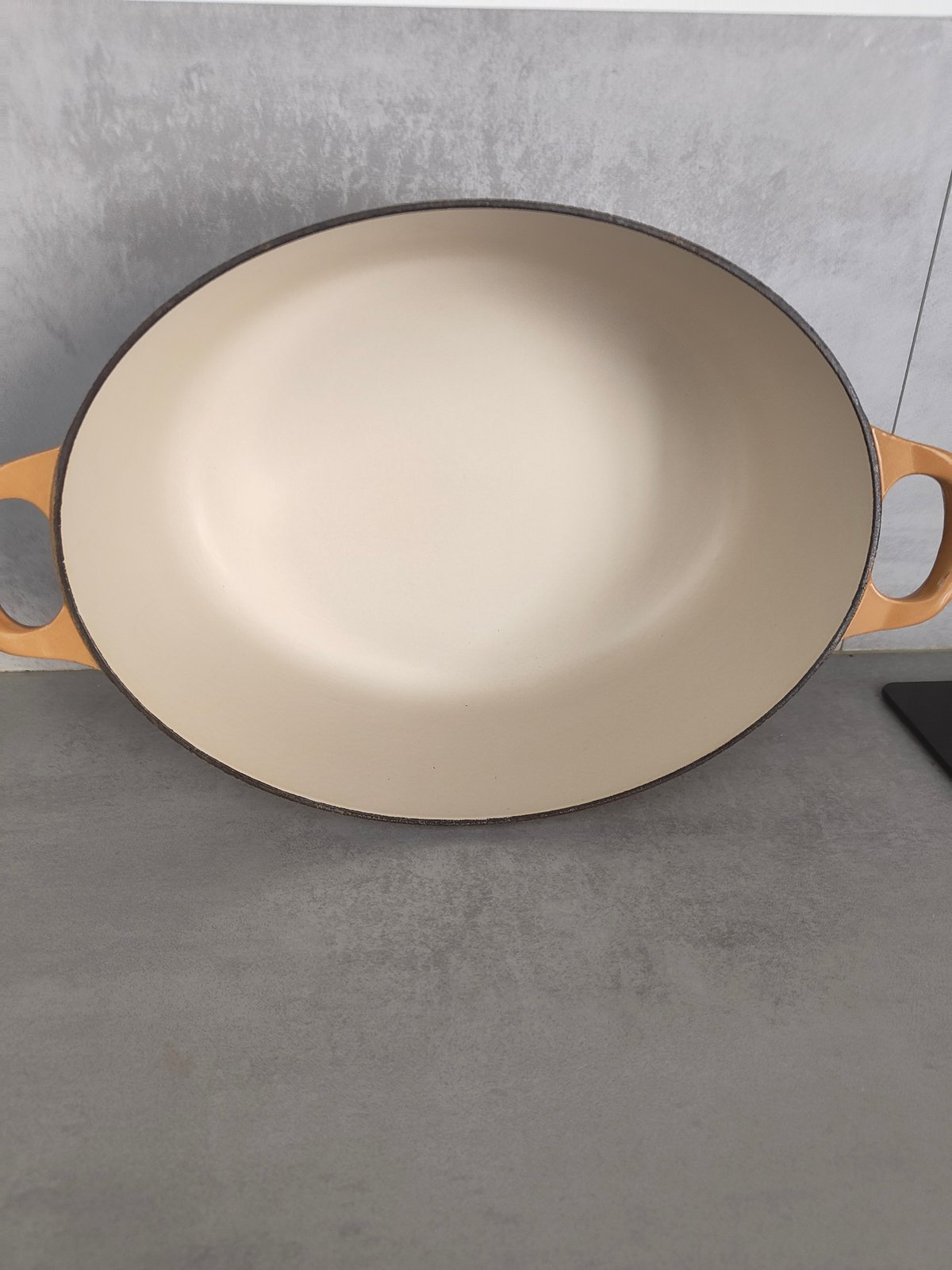 Le Creuset – Vintage Cast Iron Casserole – Model F – Enameled Cast Iron — photo 11