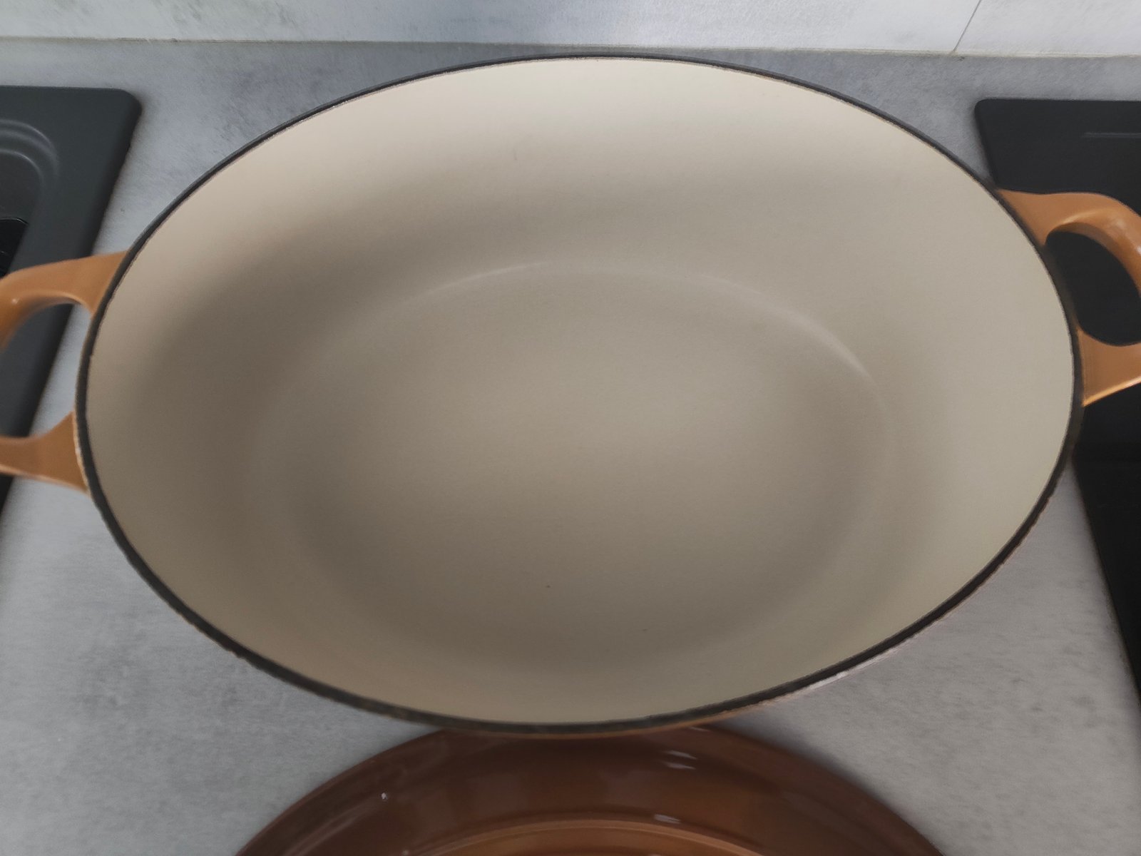 Le Creuset – Vintage Cast Iron Casserole – Model F – Enameled Cast Iron — photo 12