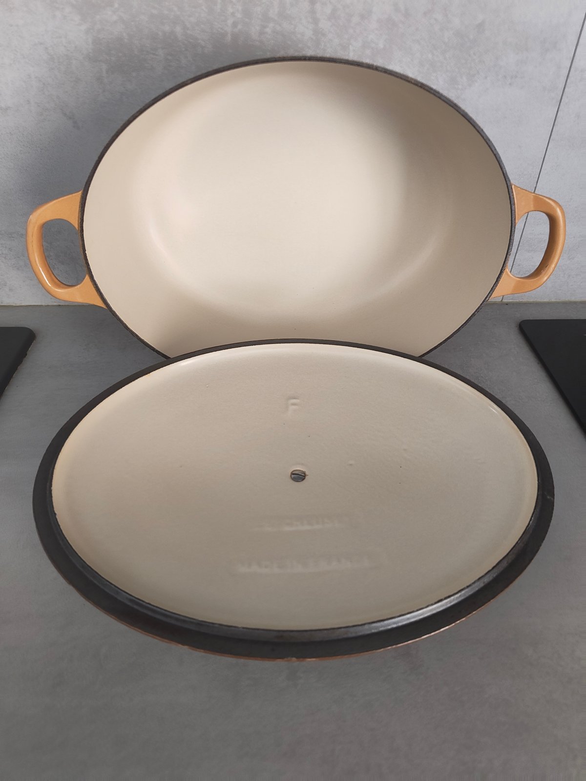 Le Creuset – Vintage Cast Iron Casserole – Model F – Enameled Cast Iron — photo 14