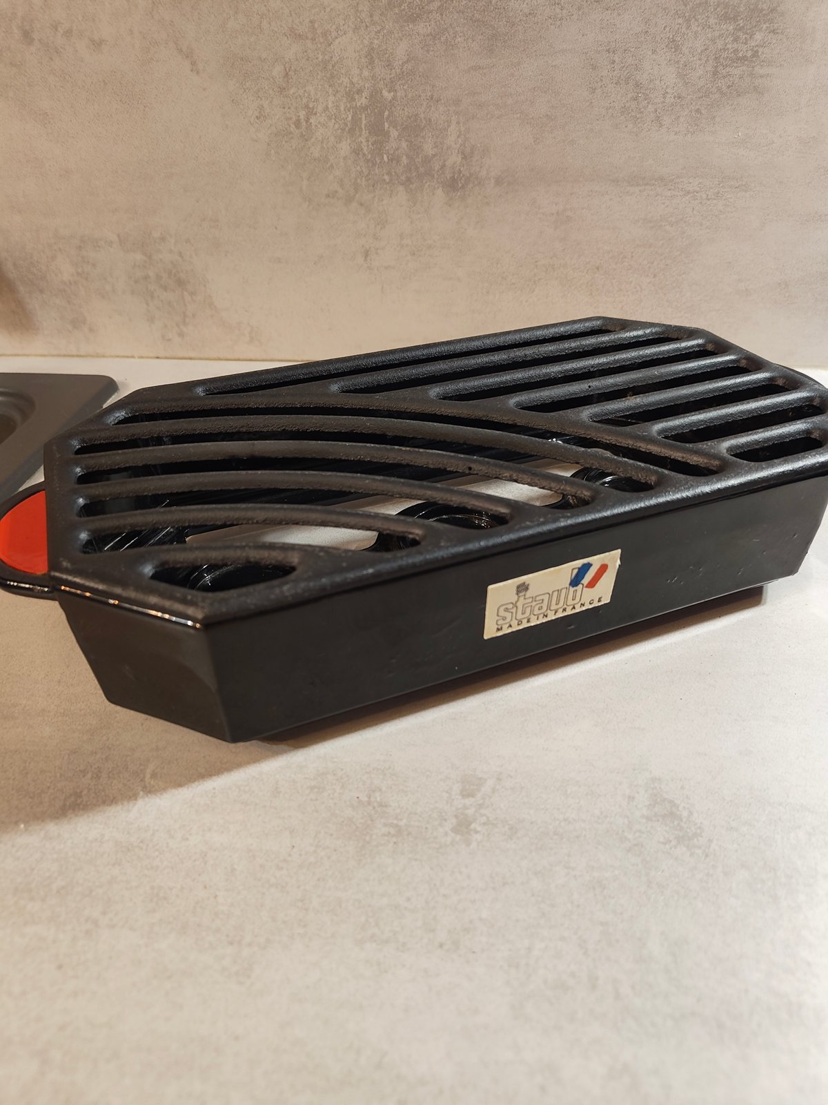 Staub Cast Iron Tealight Holder / Plate Warmer – Rare — photo 5