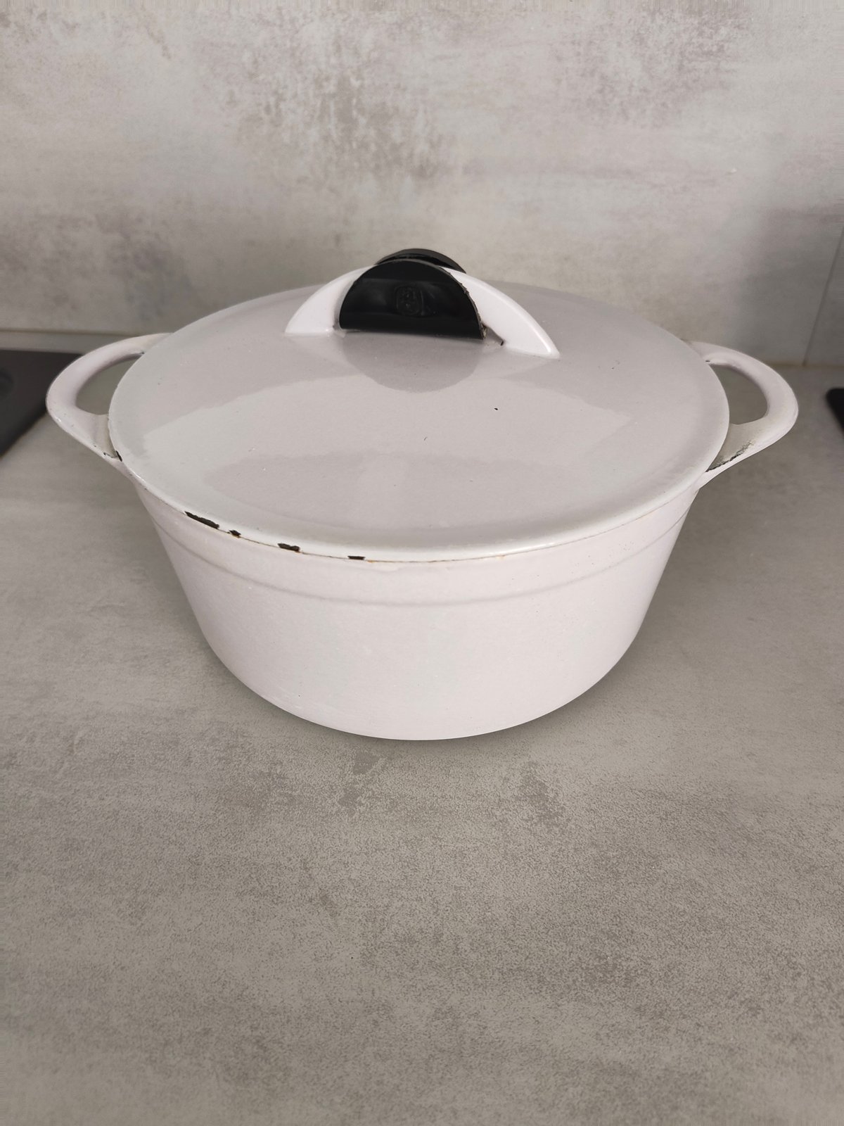 Vintage André Cousances Cocotte by Le Creuset – White Enamel Cast Iron – Size 20 – Made in France