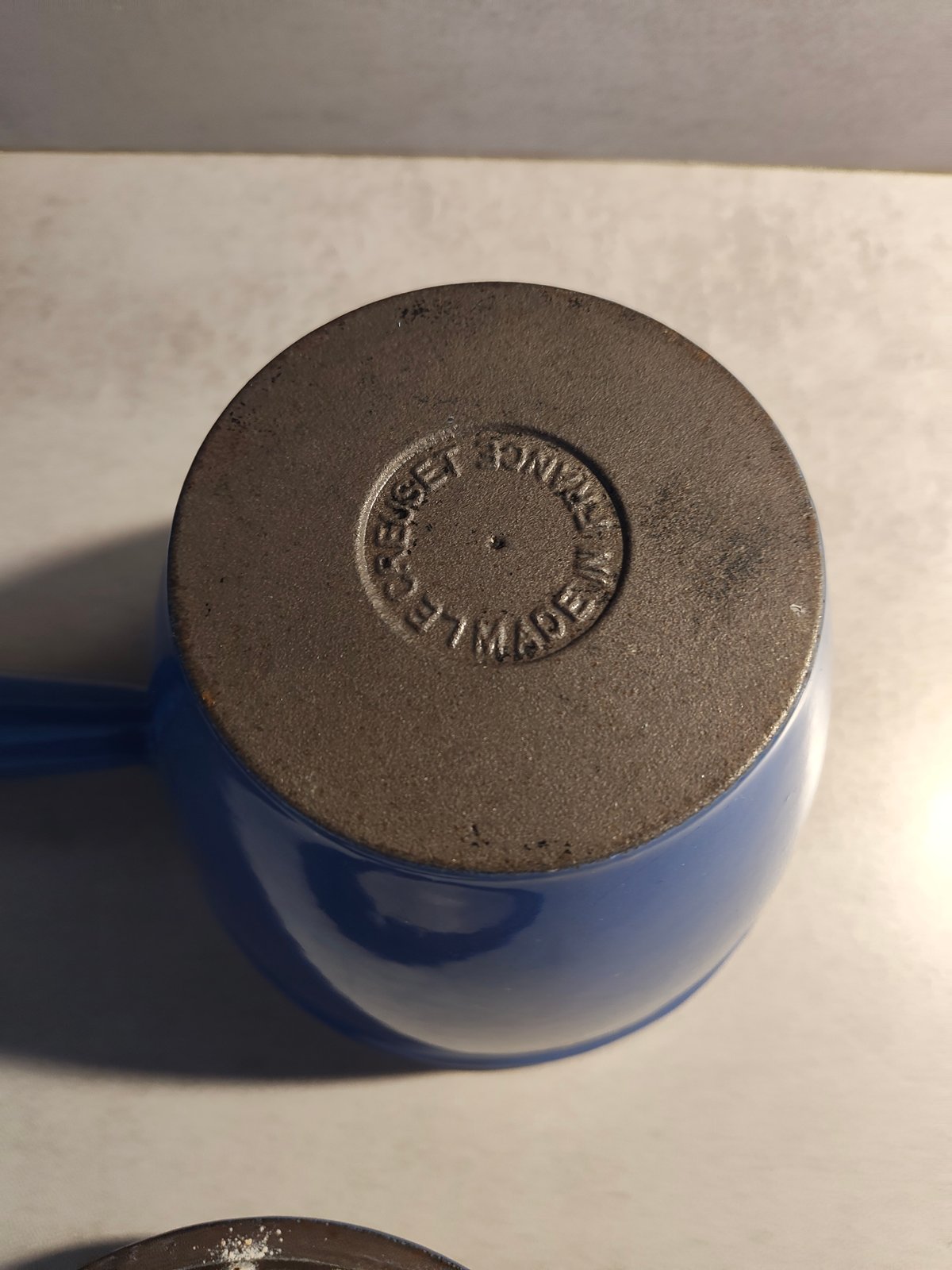 Vintage Cast Iron Casserole Dish with Lid – Blue Enamel — photo 4