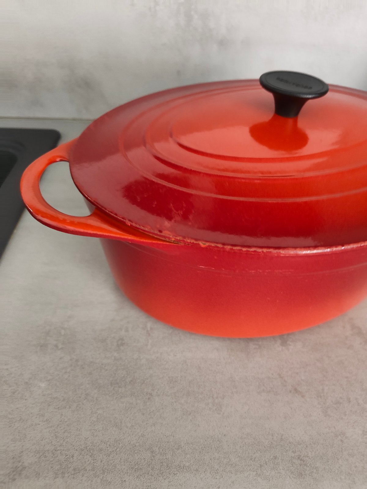 Vintage Cousances by Le Creuset Oval Cocotte – Flame Red / Volcanique – Size 28 – Made in France — photo 5