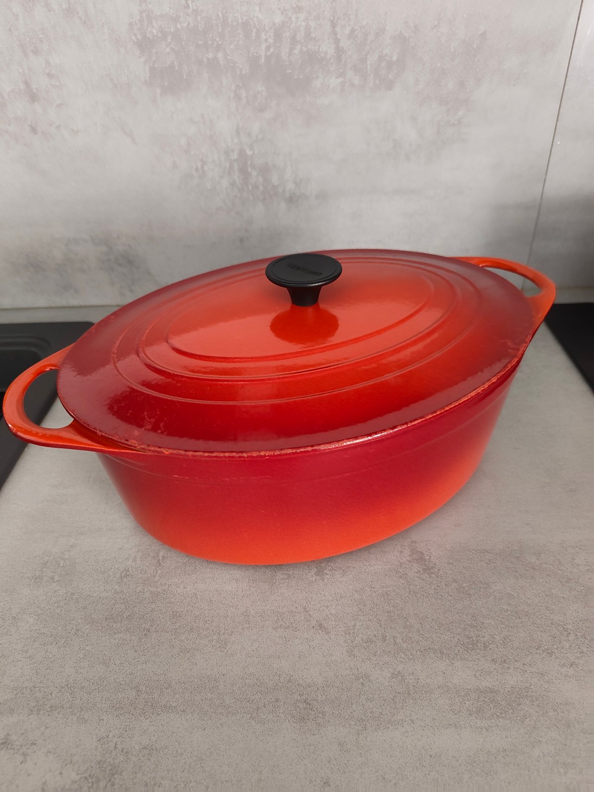 Vintage Cousances by Le Creuset Oval Cocotte – Flame Red / Volcanique – Size 28 – Made in France — photo 8