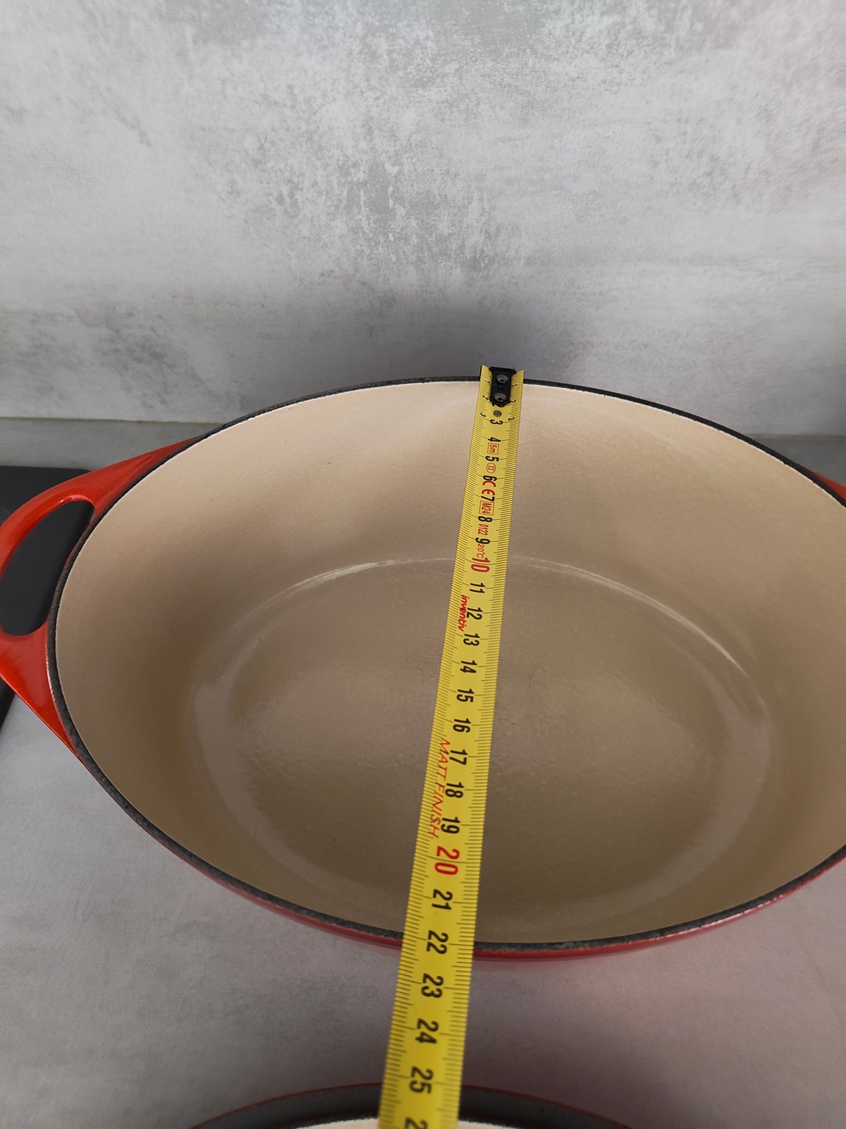 Vintage Cousances by Le Creuset Oval Cocotte – Flame Red / Volcanique – Size 28 – Made in France — photo 12