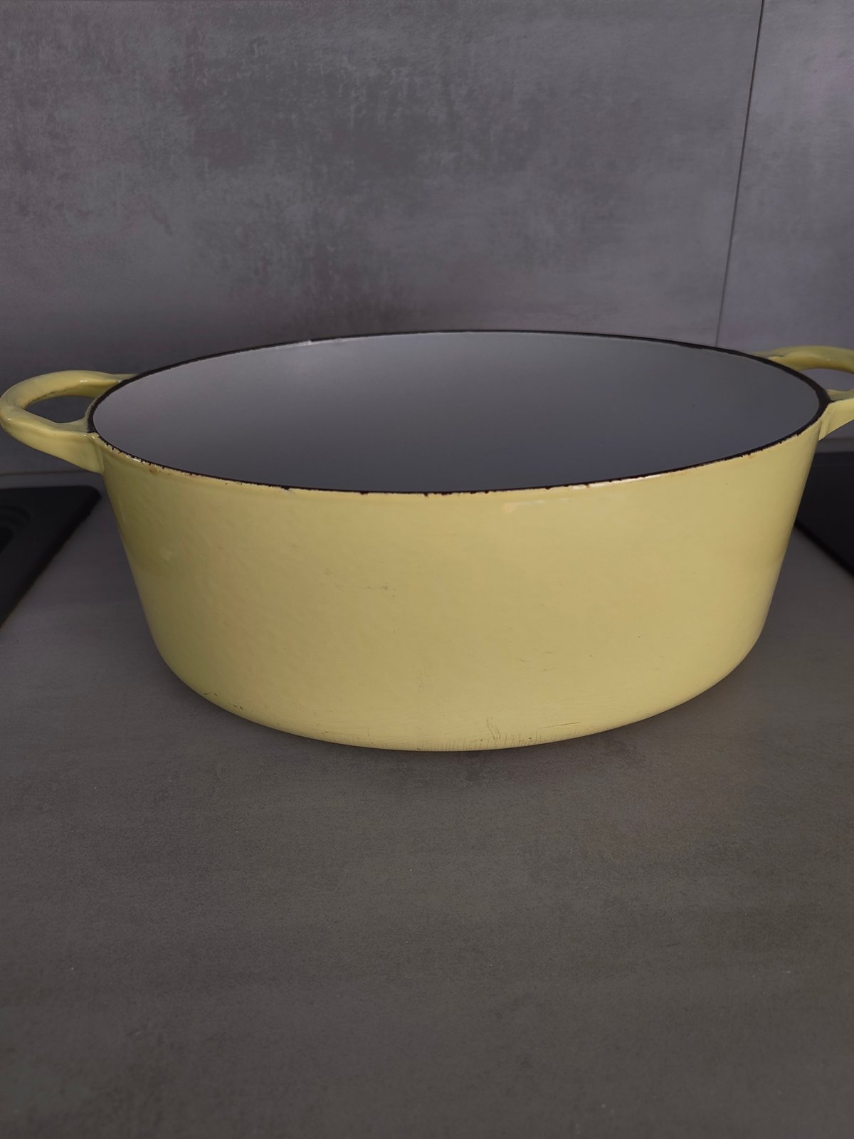 Vintage Cousances Cast Iron Dutch Oven Size G – Yellow – Made in France – Rare Large Casserole — photo 11