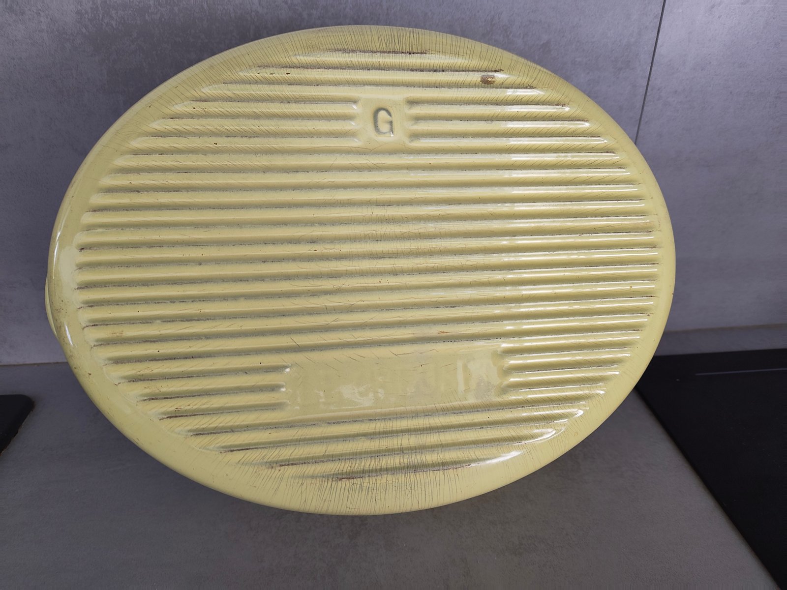 Vintage Cousances Cast Iron Dutch Oven Size G – Yellow – Made in France – Rare Large Casserole — photo 13
