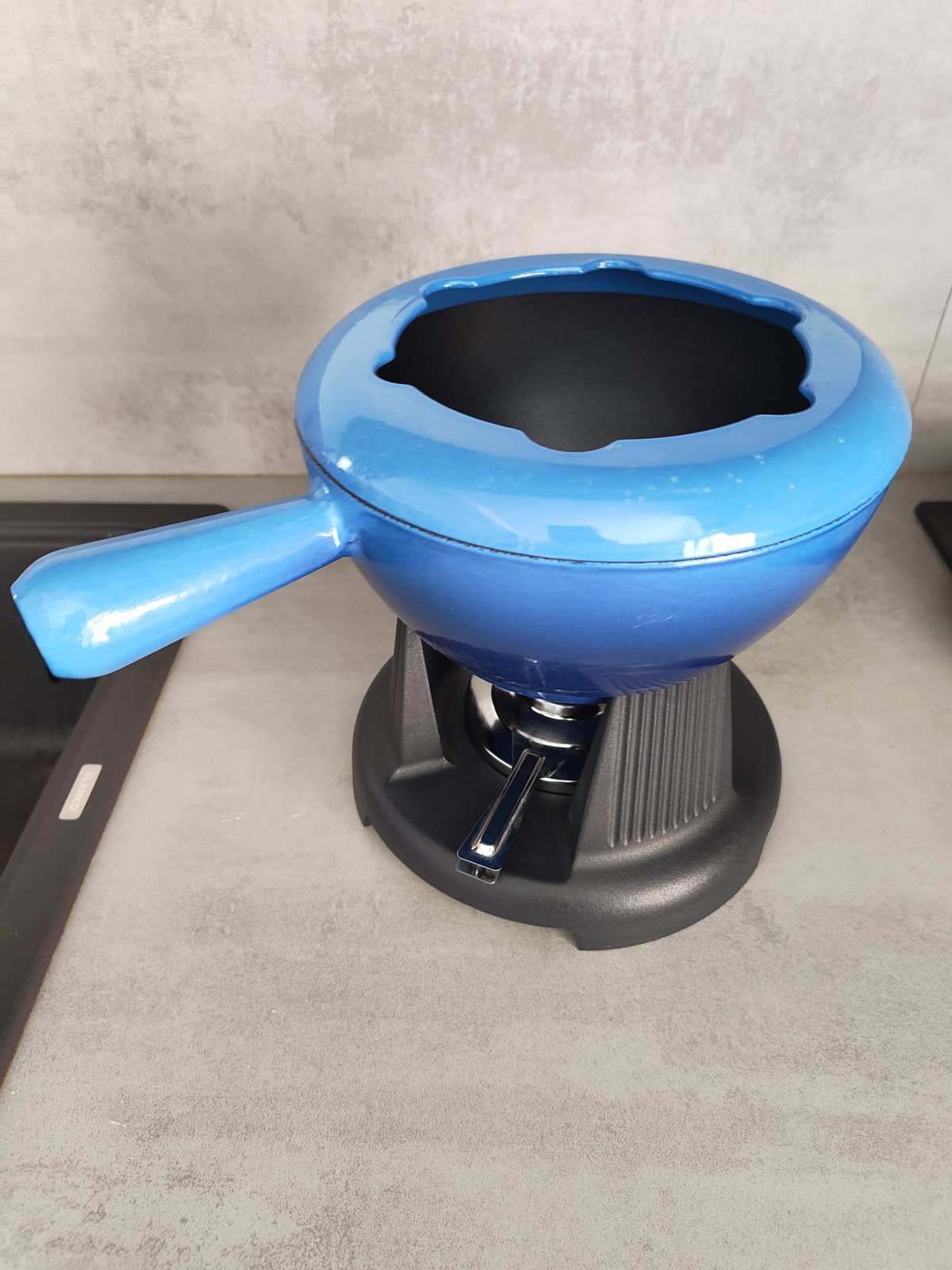 Vintage Cousances (Le Creuset) Cast Iron Fondue Set – Blue — photo 7