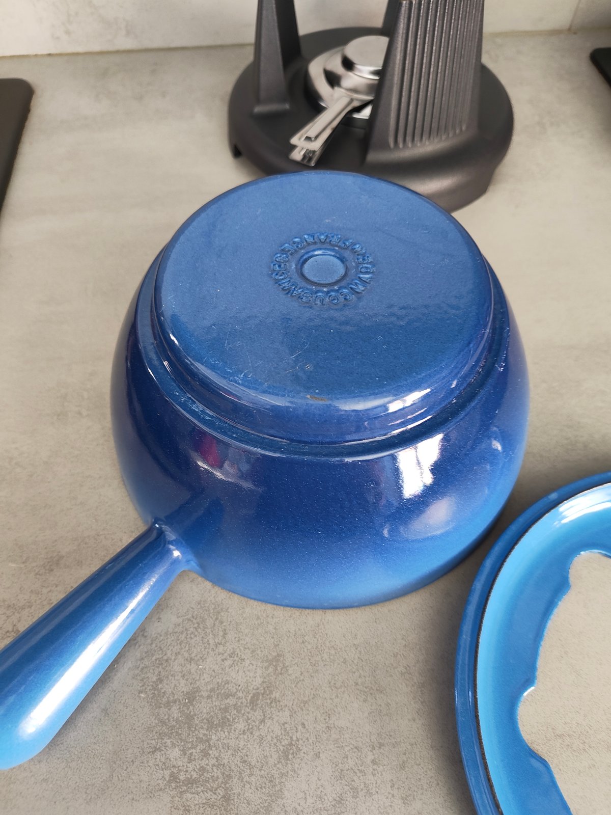 Vintage Cousances (Le Creuset) Cast Iron Fondue Set – Blue — photo 14