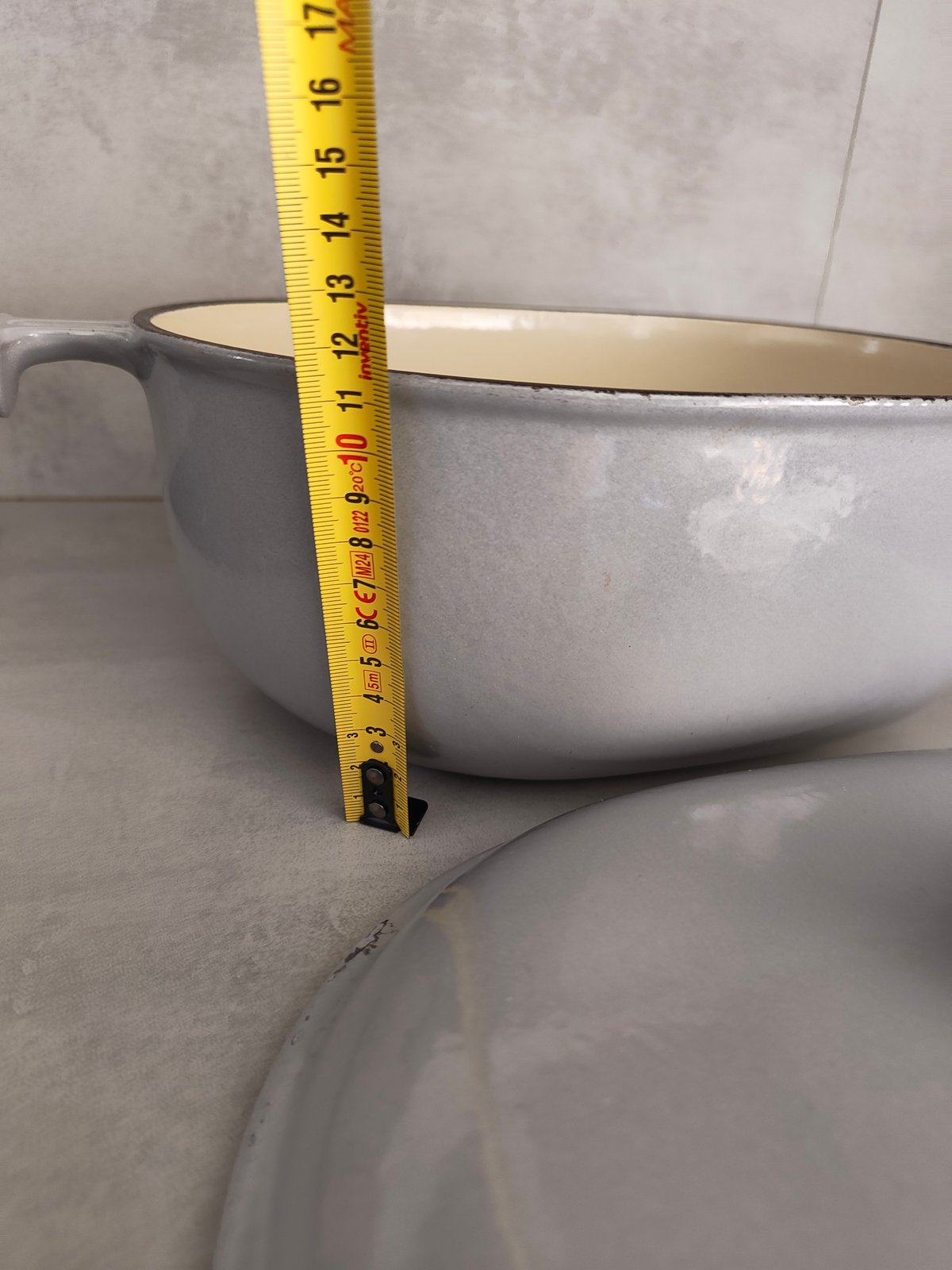 Vintage Enzo Mari Cast Iron Dutch Oven Size 29 – Grey Enamel – Made in France – Designer Cookware — photo 4