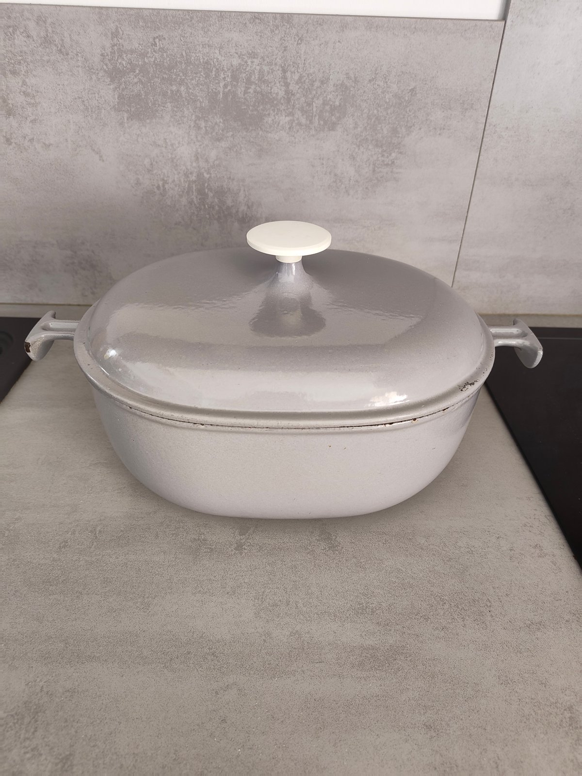 Vintage Enzo Mari Cast Iron Dutch Oven Size 29 – Grey Enamel – Made in France – Designer Cookware — photo 12