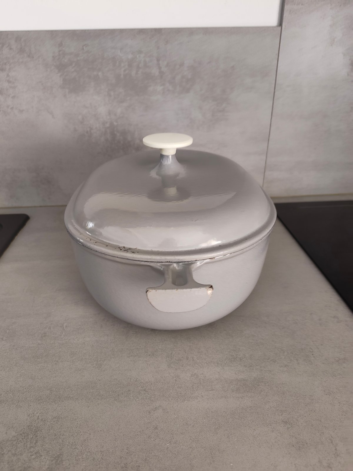 Vintage Enzo Mari Cast Iron Dutch Oven Size 29 – Grey Enamel – Made in France – Designer Cookware — photo 14
