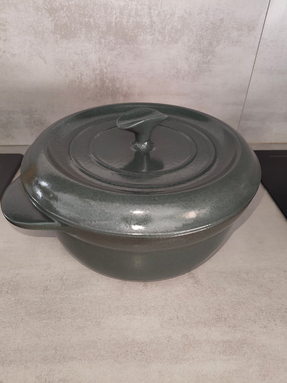 Vintage French Cast Iron Cocotte – Made in France – Rare Sparkling Green — photo 6