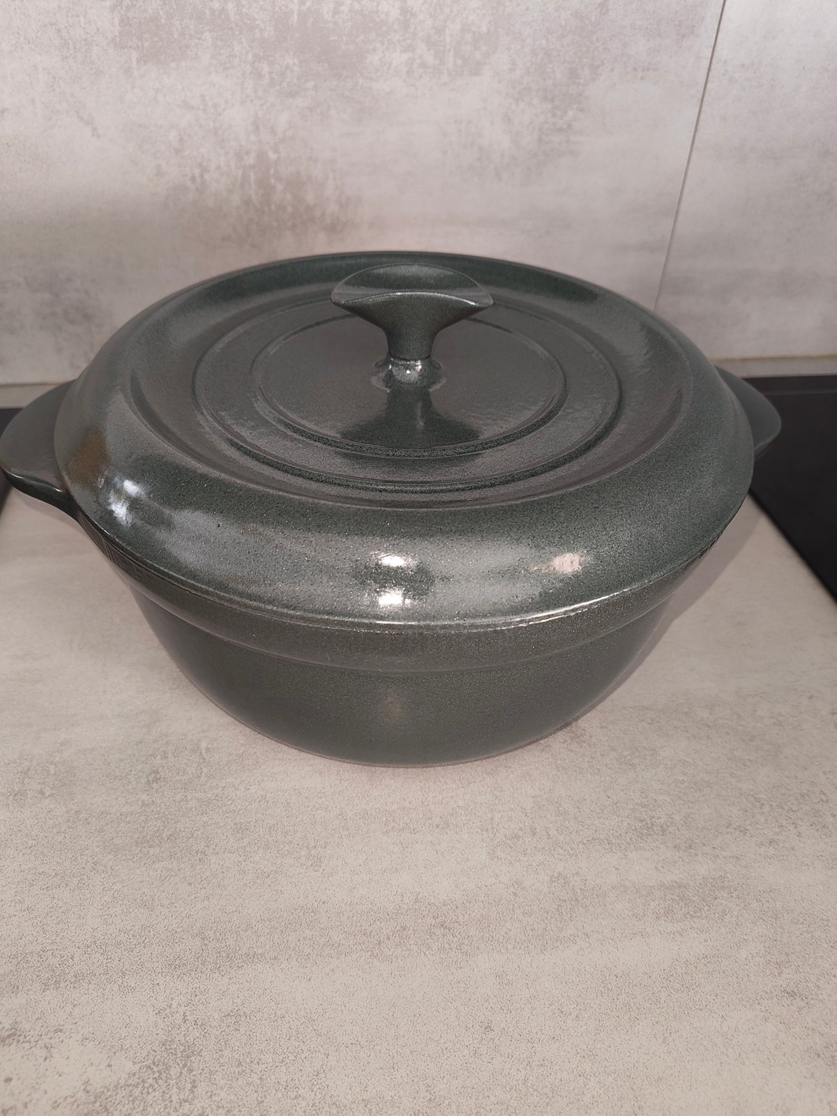Vintage French Cast Iron Cocotte – Made in France – Rare Sparkling Green — photo 8