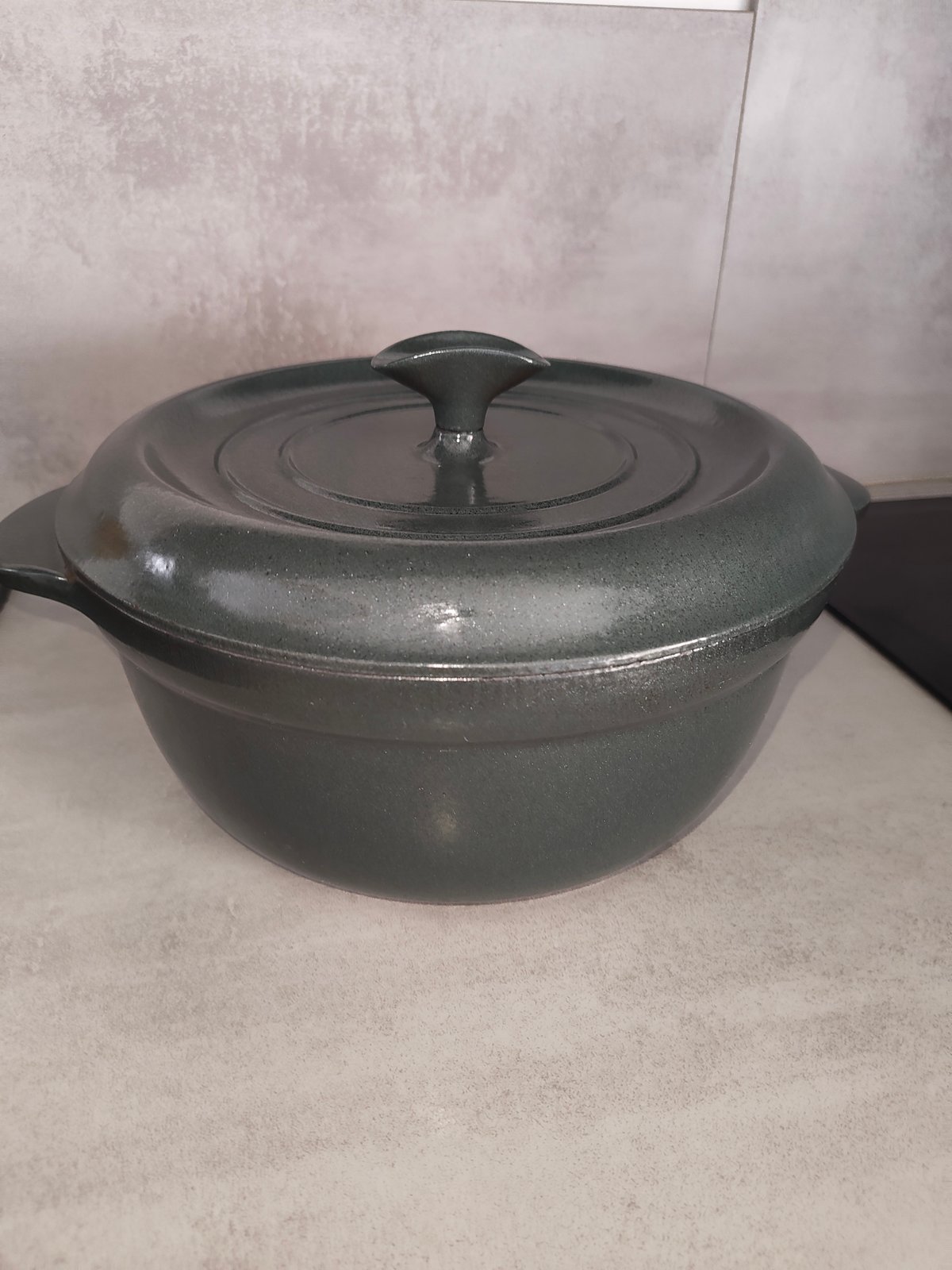 Vintage French Cast Iron Cocotte – Made in France – Rare Sparkling Green — photo 9