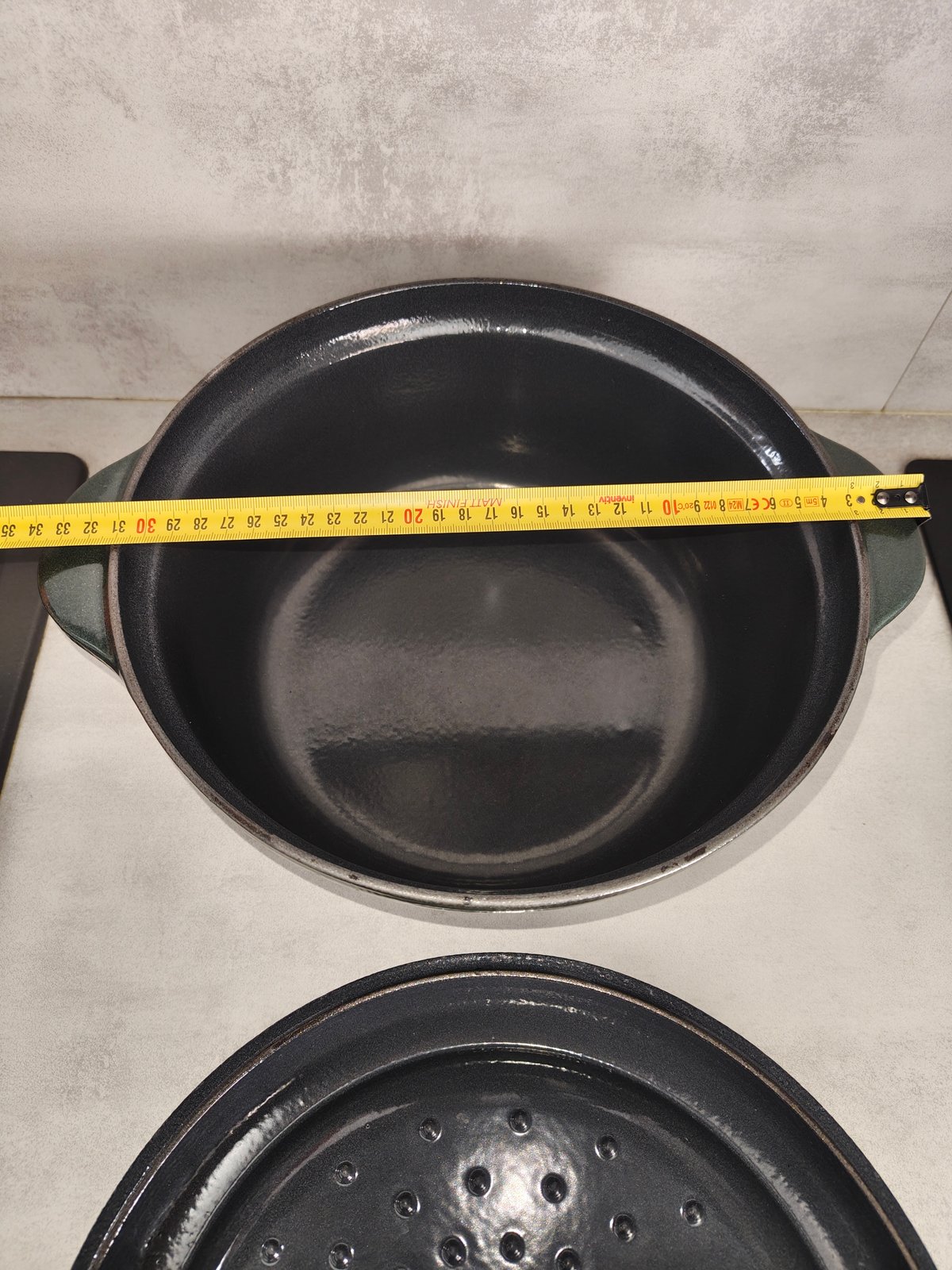 Vintage French Cast Iron Cocotte – Made in France – Rare Sparkling Green — photo 10