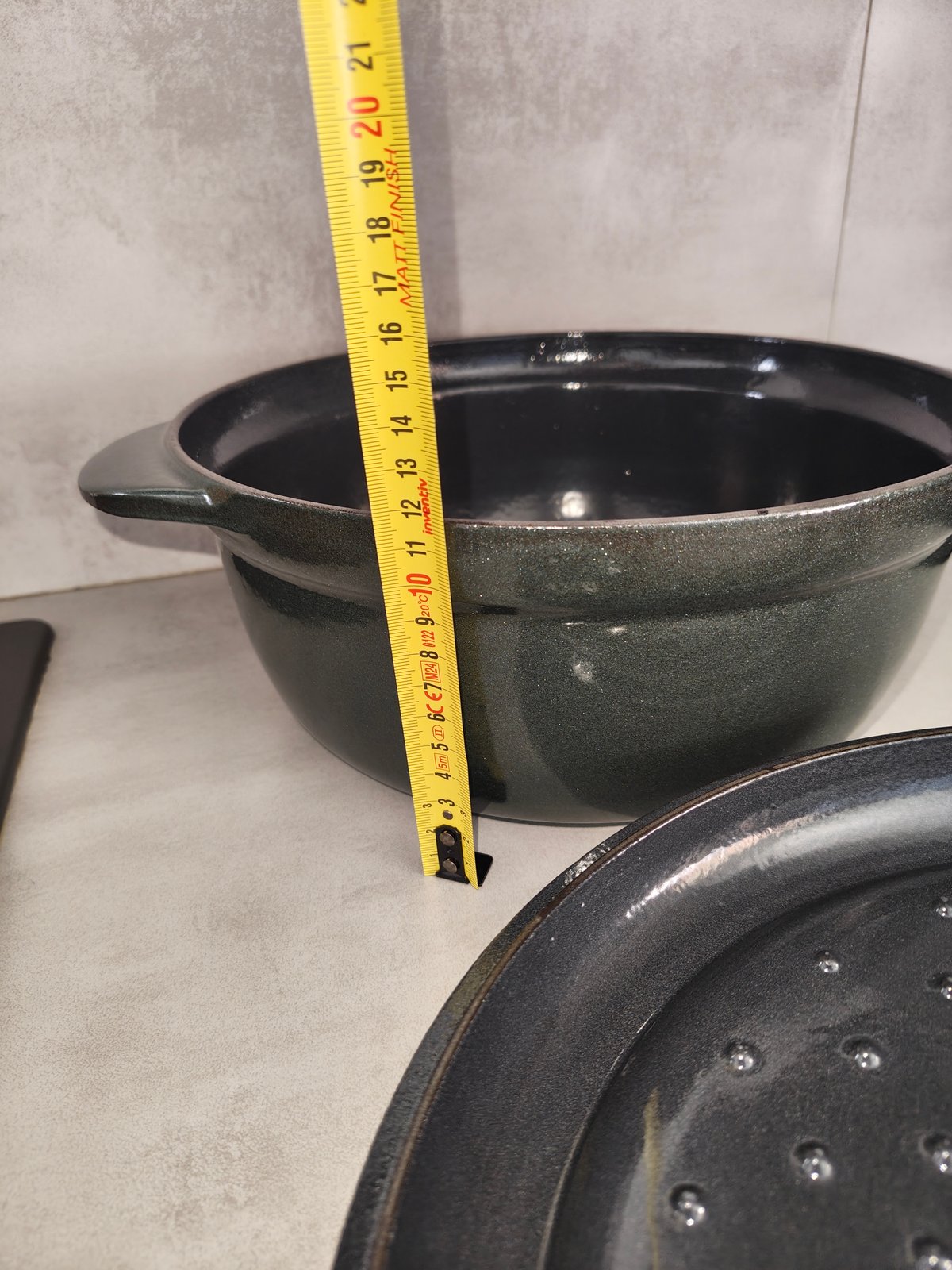 Vintage French Cast Iron Cocotte – Made in France – Rare Sparkling Green — photo 15