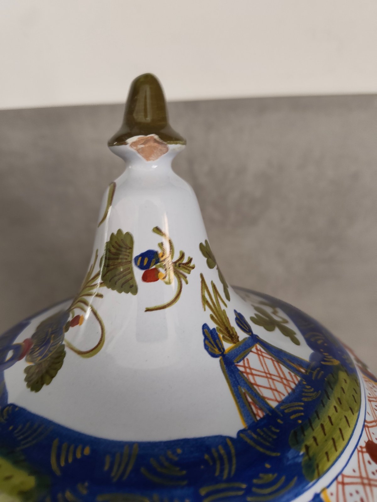 Vintage Italian Hand-Painted Majolica Ceramic Set – Faenza Style Decorative Collection — photo 4
