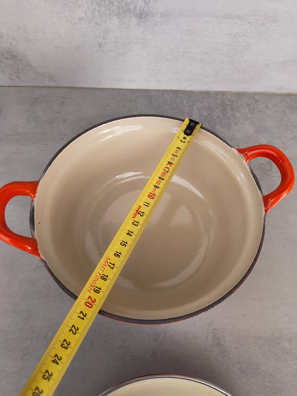 Vintage Le Creuset Cast Iron Dutch Oven No. 20 – Made in France – Enameled Casserole — photo 3