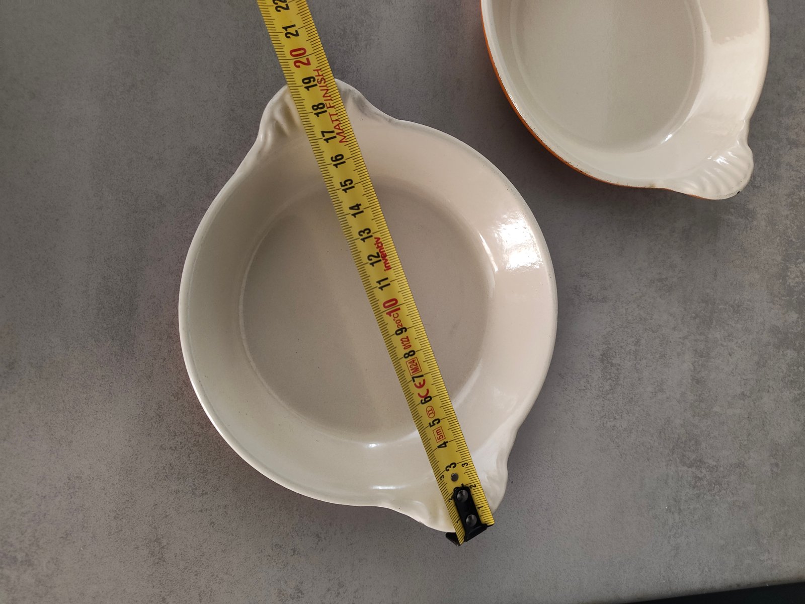 Vintage Le Creuset Cast Iron Plates – Set of 2 (Orange Enamel, Made in France) — photo 3