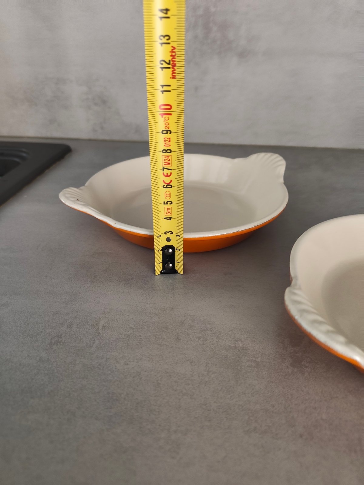 Vintage Le Creuset Cast Iron Plates – Set of 2 (Orange Enamel, Made in France) — photo 5