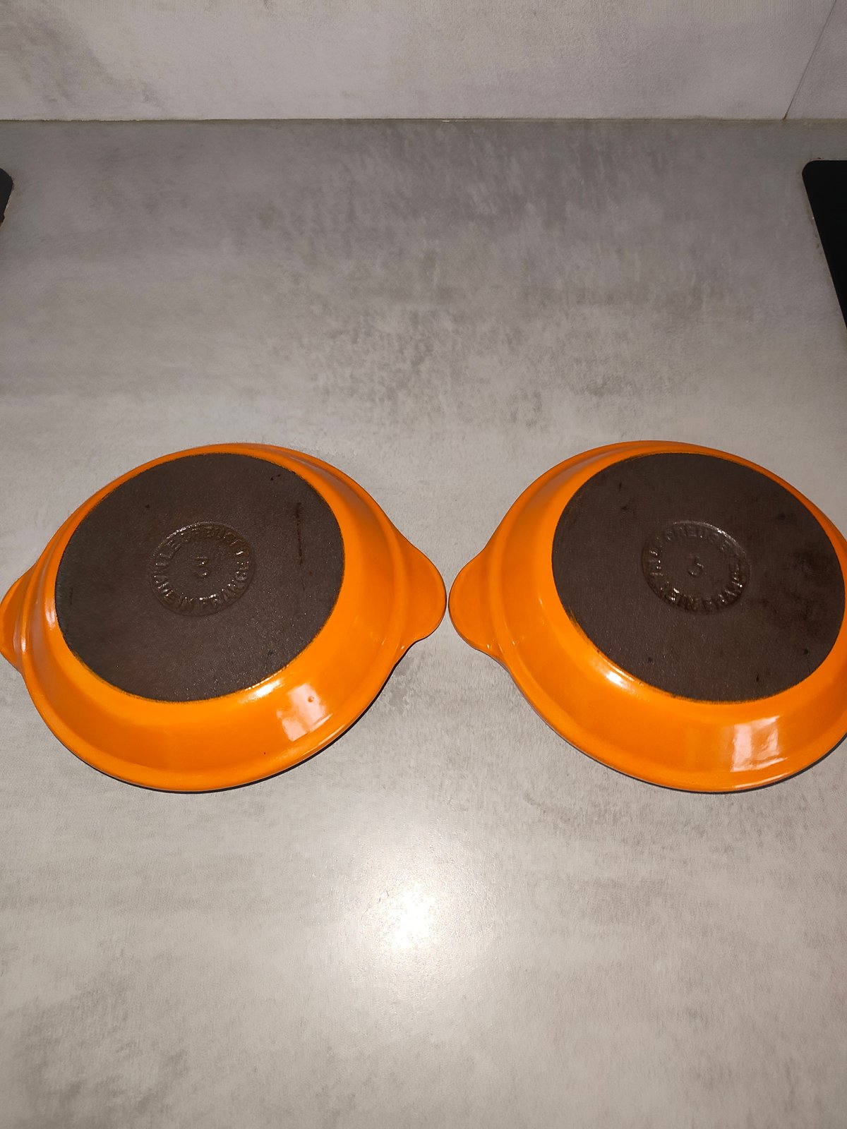 Vintage Le Creuset Cast Iron Plates – Set of 2 (Orange Enamel, Made in France) — photo 11